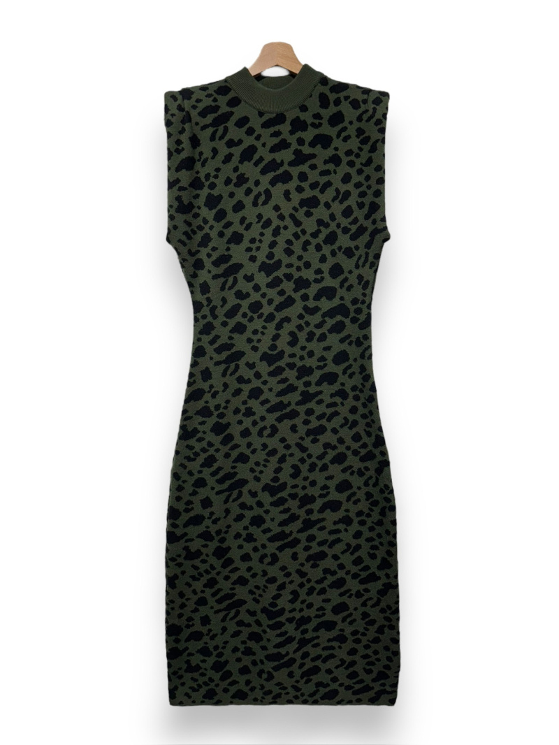 Wholesaler LAFÉE - LONG DRESS WITH SHOULDER PADS AND LEOPARD BACK SLOT