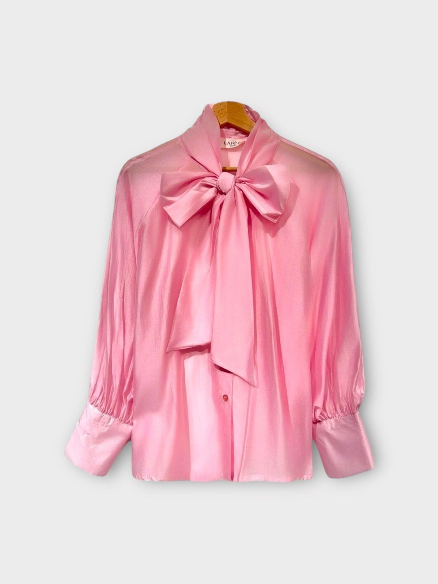 Wholesaler LAFÉEROSE - Tncel collar shirt Lavallière Fluid Long sleeves Long puffs - Silk