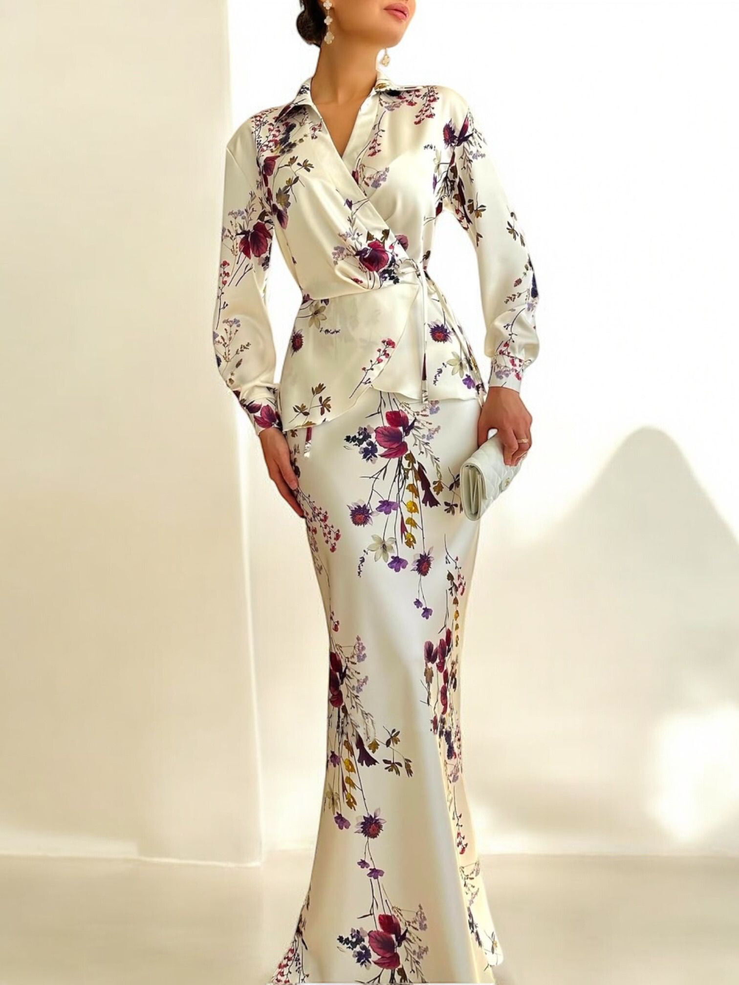 Wholesaler LAFÉEROSE - Long 100% skirt in flared fluid viscose siren cut with chic flowery print