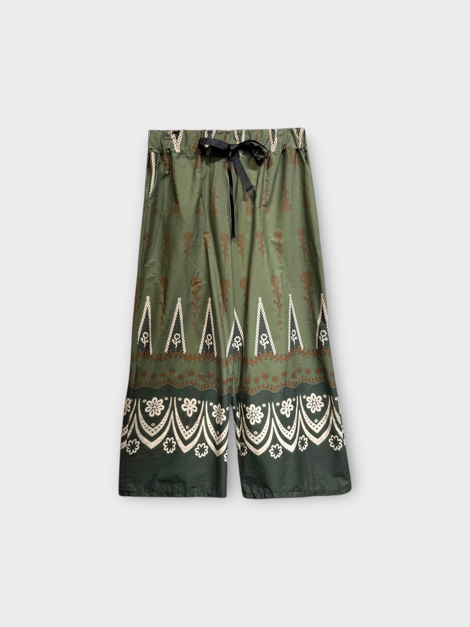 Grossista LAFÉEROSE - Pantaloni stampati in 100% cotone con tasche - stile capri