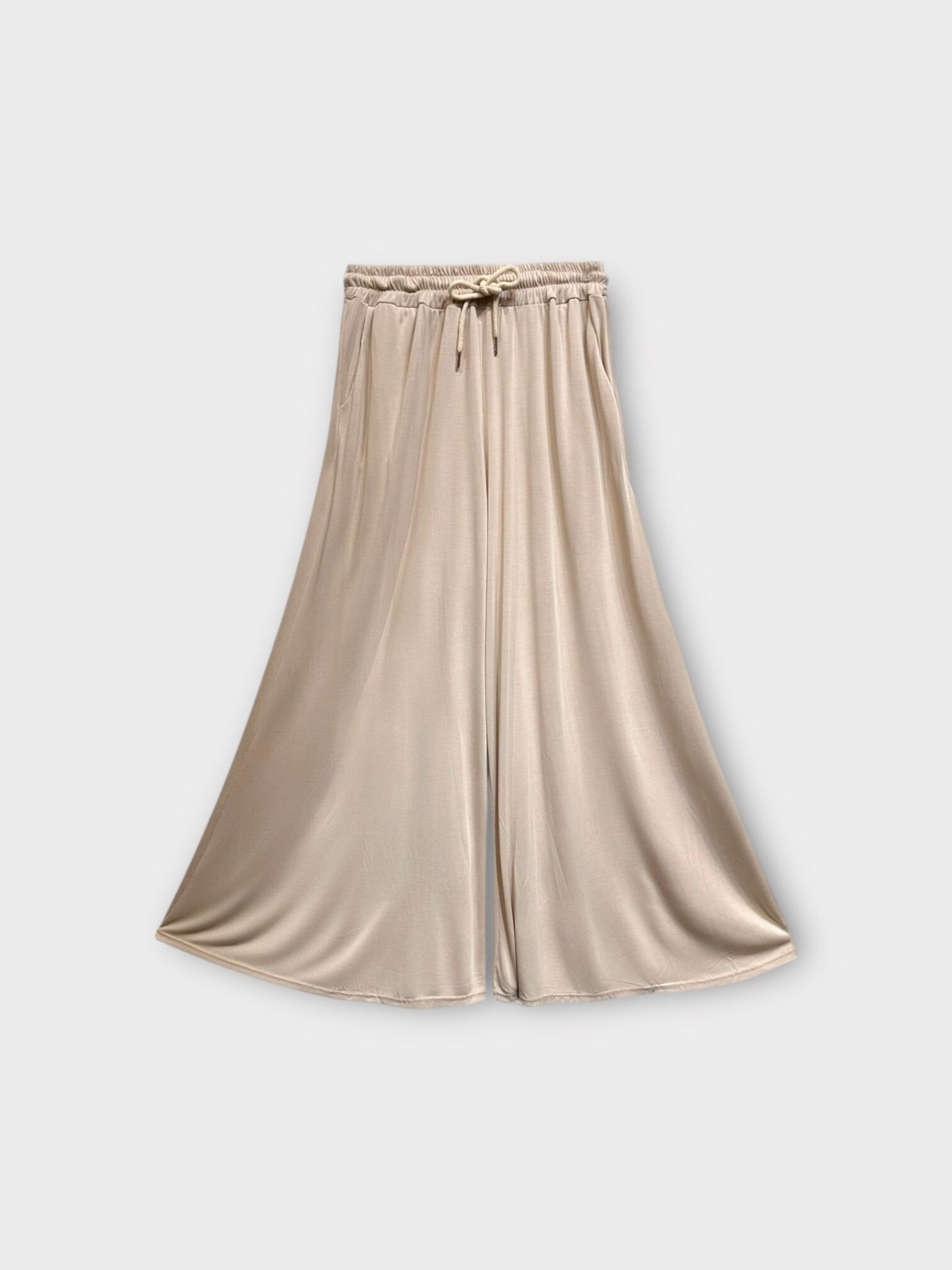 Grossista LAFÉEROSE - Pantaloni fluidi in viscosa con taglio dritto svasato e tasche