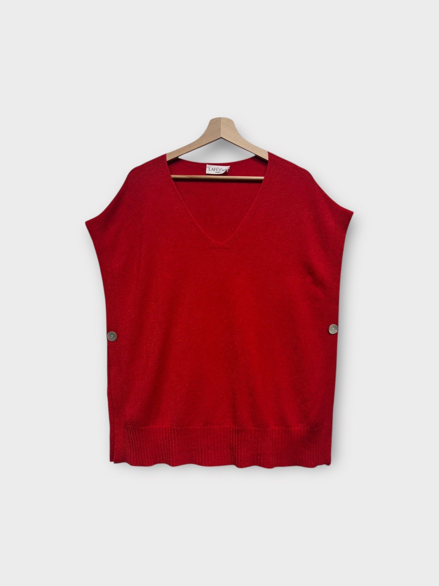 Wholesaler LAFÉEROSE - Fluid viscose mesh sweater without sleeve