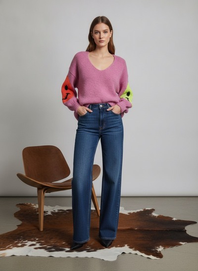 Grossista LAFÉEROSE - Maglione di lana oversize Smiley V -Ceck v maniche lunghe Grossista LAFÉEROSE - Maglione di lana oversize Smiley V -Ceck v maniche lunghe