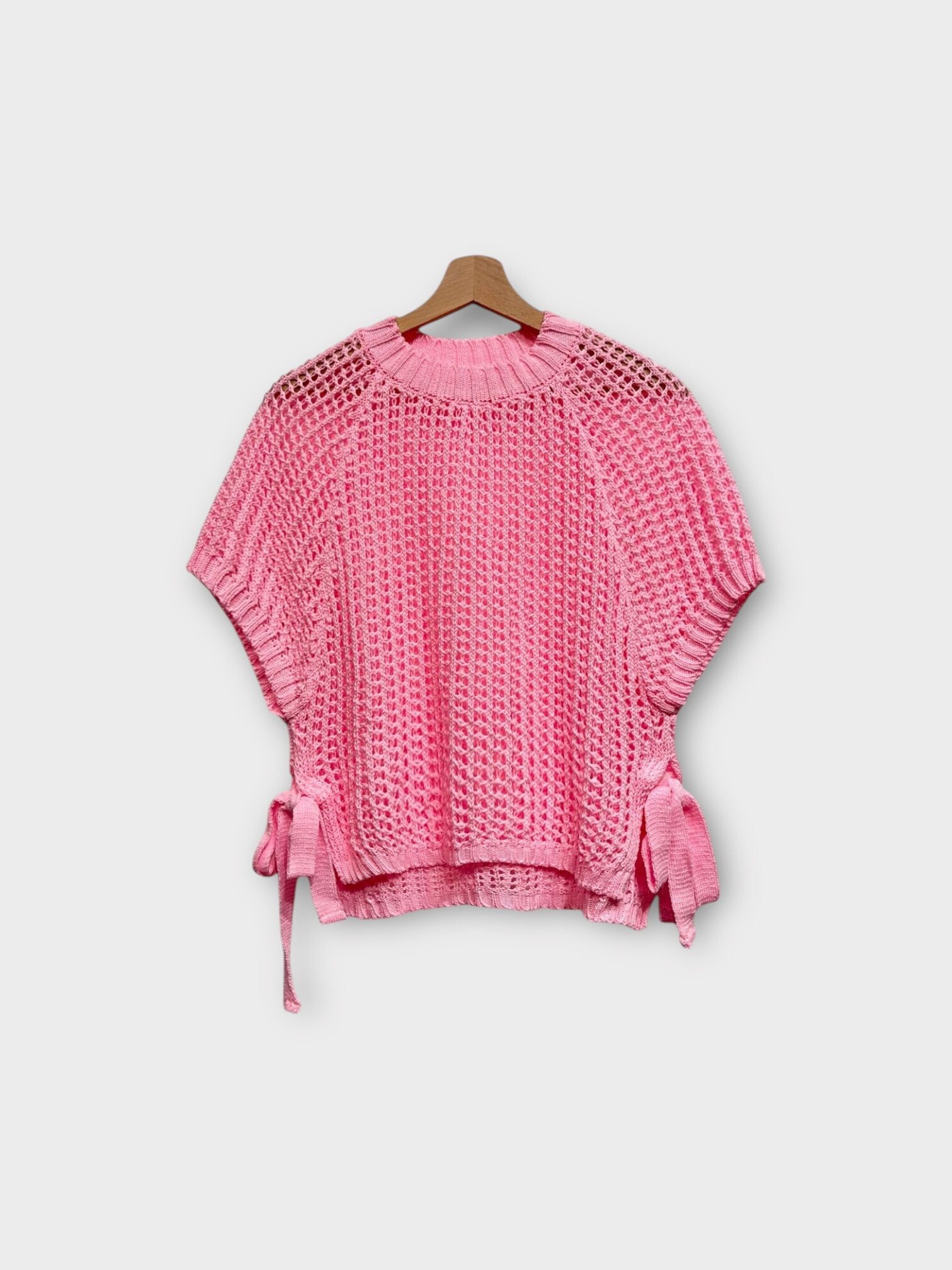 Grossiste LAFÉEROSE - Top Pull crochet en coton col rond manches courtes et noeuds style bohème casual