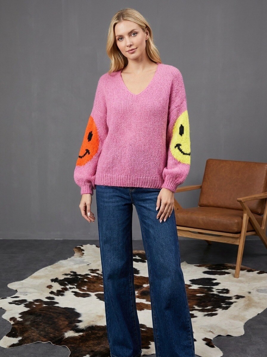 Wholesaler LAFÉEROSE - Oversize woolen sweater Smiley V -neck V long sleeves