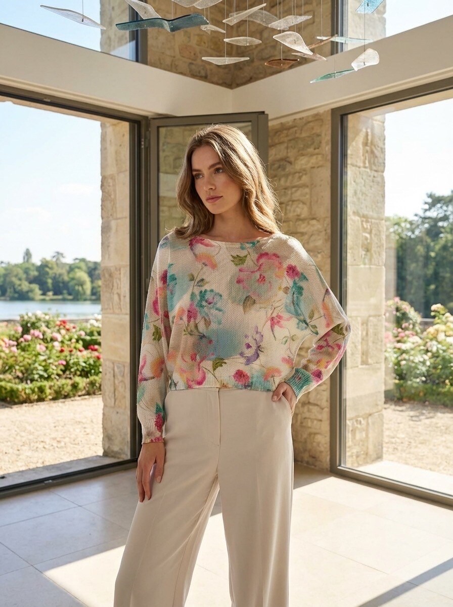 Wholesaler LAFÉEROSE - Top - Crochet sweater has flower print colored in 3/4 flared viscose sleeves