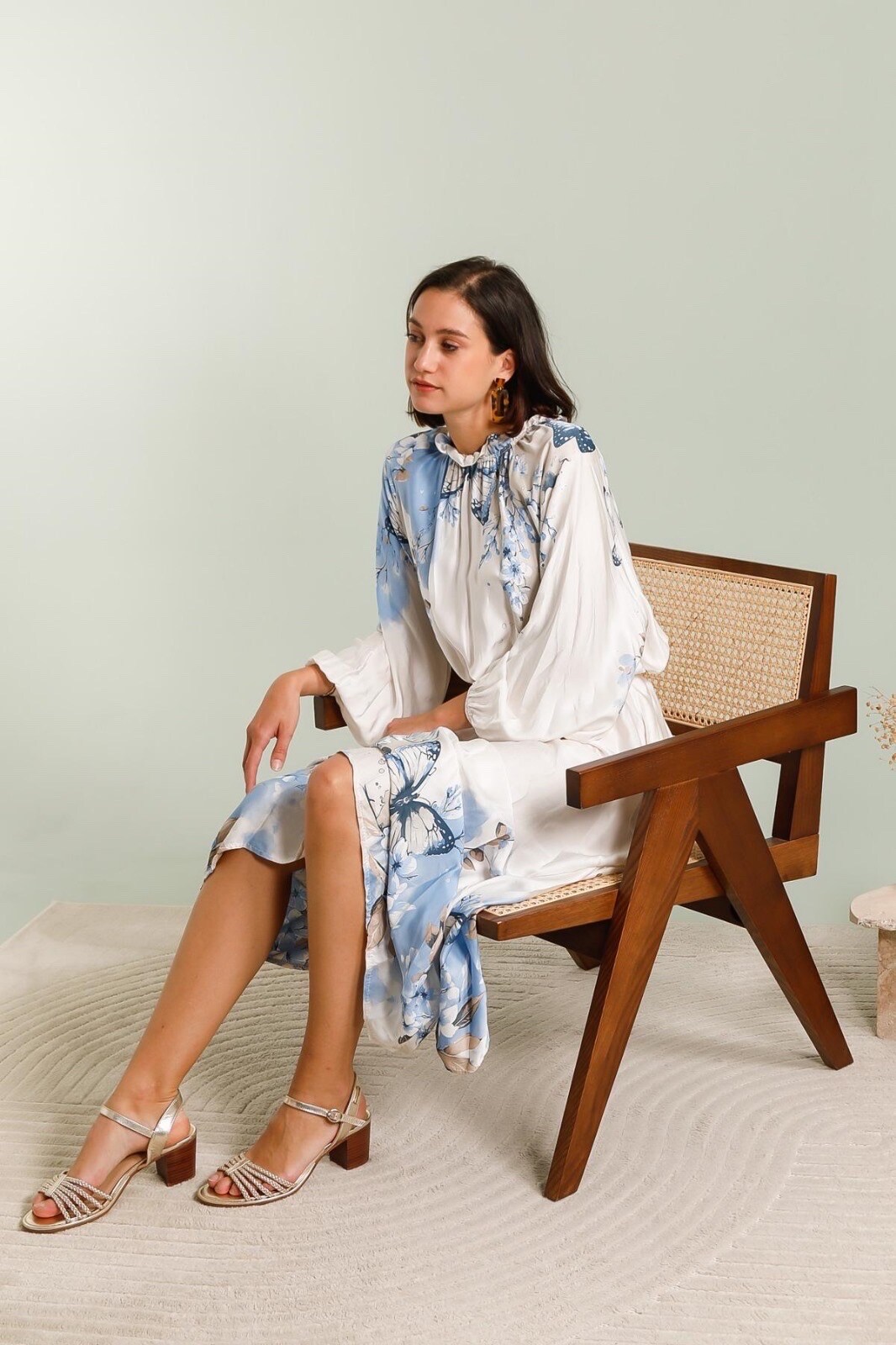 Mayorista LAFÉEROSE - Vestido largo 100% Satin Viscose Flores y mariposas estampadas - Romántico