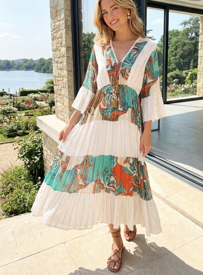 Wholesaler LAFÉEROSE - Long maximum dress in viscose with knots with bohemian chic beach print