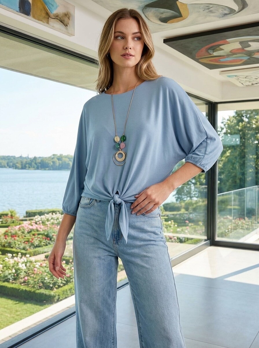Grossiste LAFÉEROSE - Top oversize fluide en viscose à nouer col rond manches 3/4 avec collier