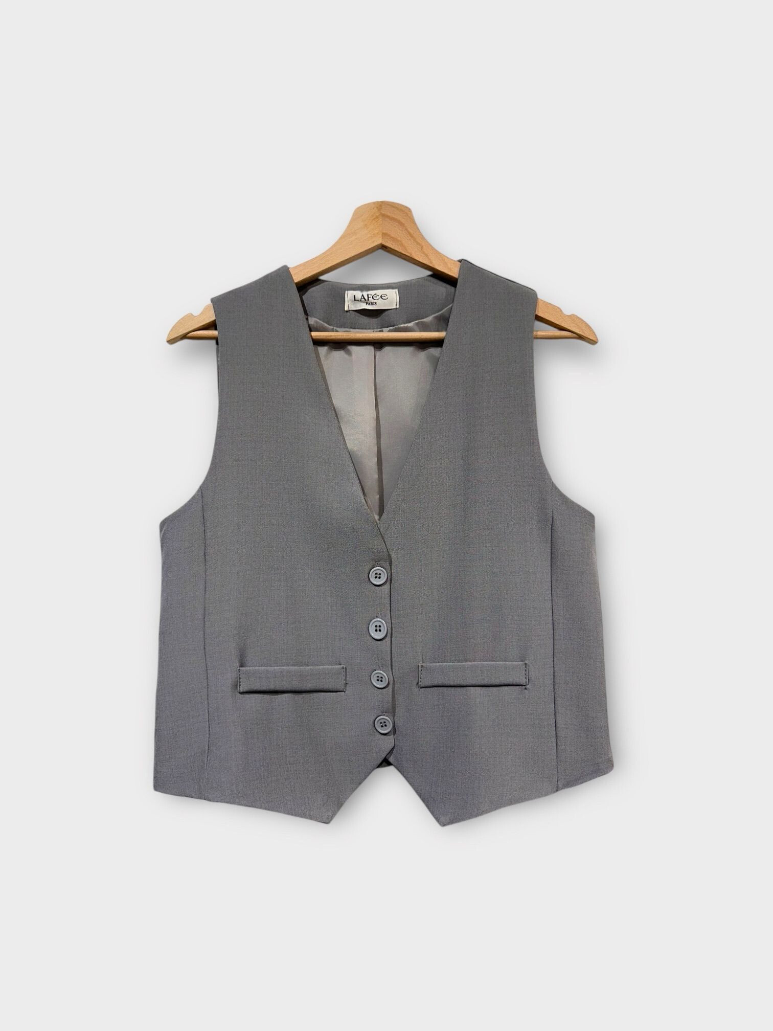 Großhändler LAFÉEROSE - Ärmelloses Westentop mit V-Ausschnitt-Knöpfen, maßgeschneidertes Lafeerose-Blazer-Set