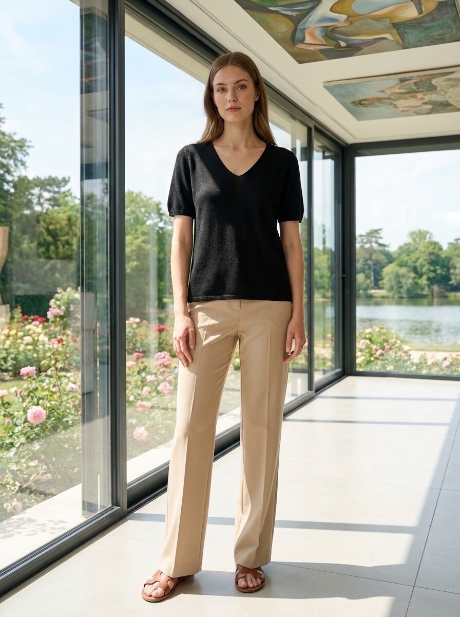 Grossiste LAFÉEROSE - Top style t-shirt uni - Pull fin léger en modal doux col V à manches courtes