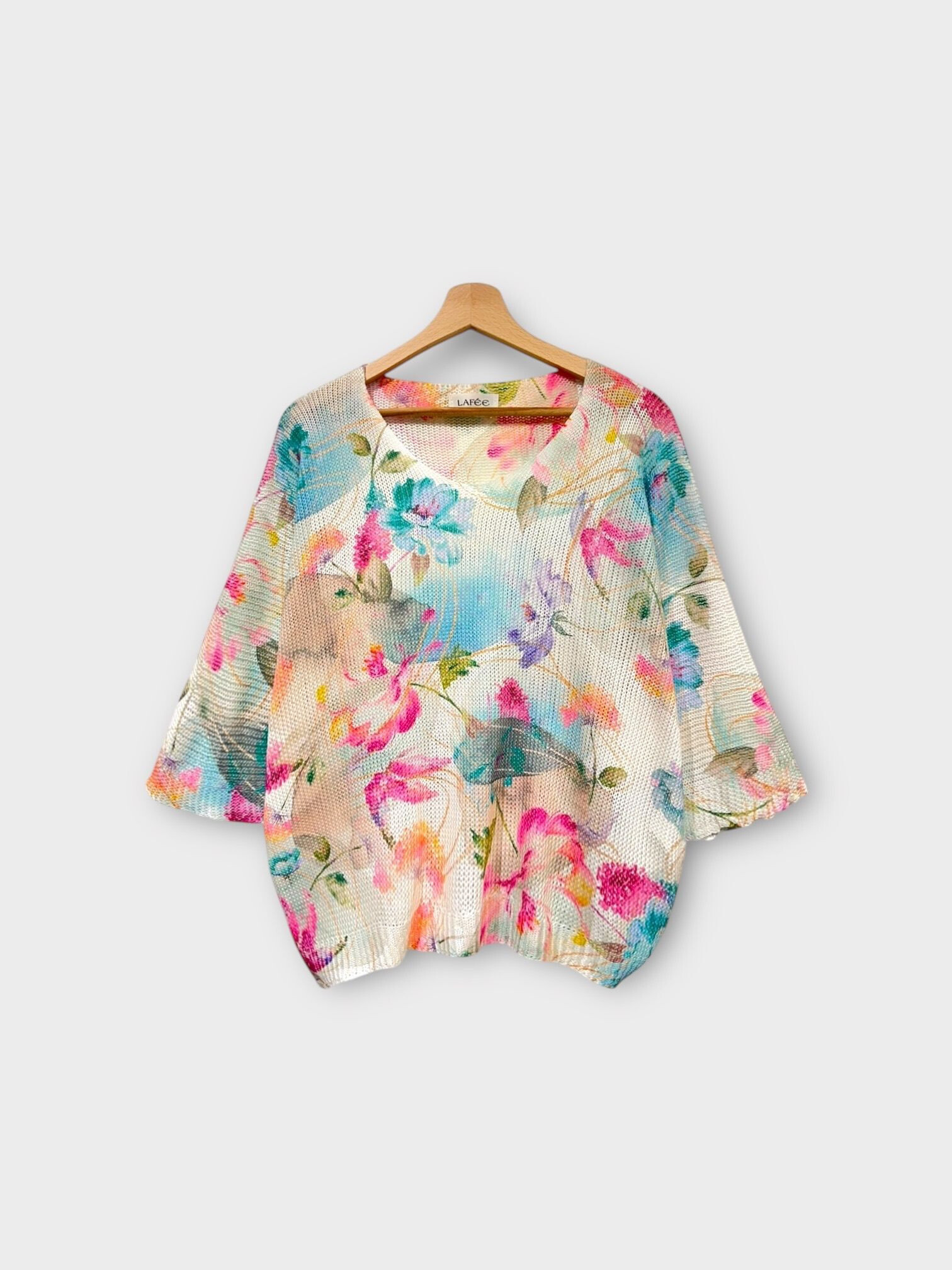 Großhändler LAFÉEROSE - Top - Häkelpullover hat Blumendruck in 3/4 ausgestellten Viskose -Ärmeln gefärbt