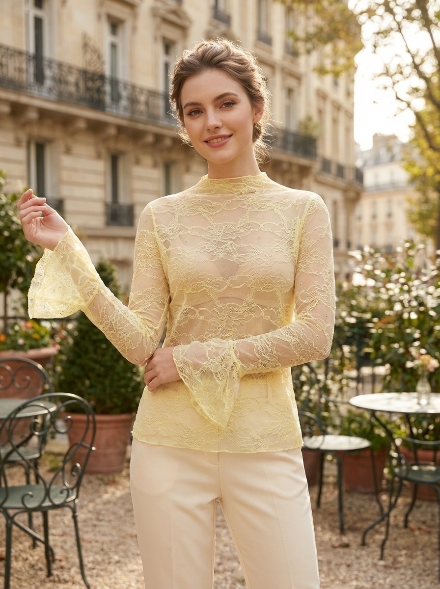 Grossiste LAFÉEROSE - Top mesh en dentelle fleuris transparent à manches froncées évasées col rond