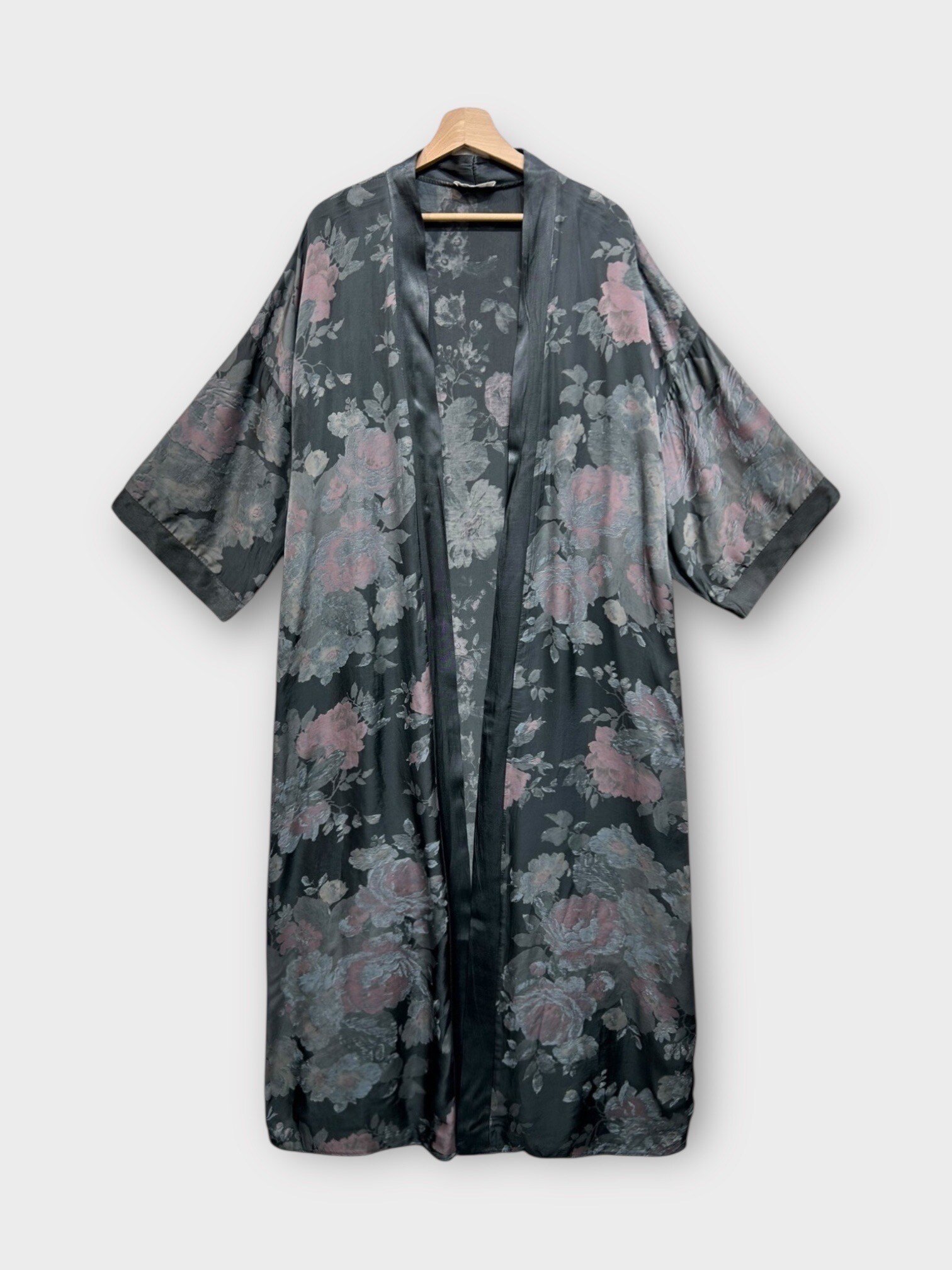 Großhändler LAFÉEROSE - Kimono 100% Fluid viskose gedruckte Blüten