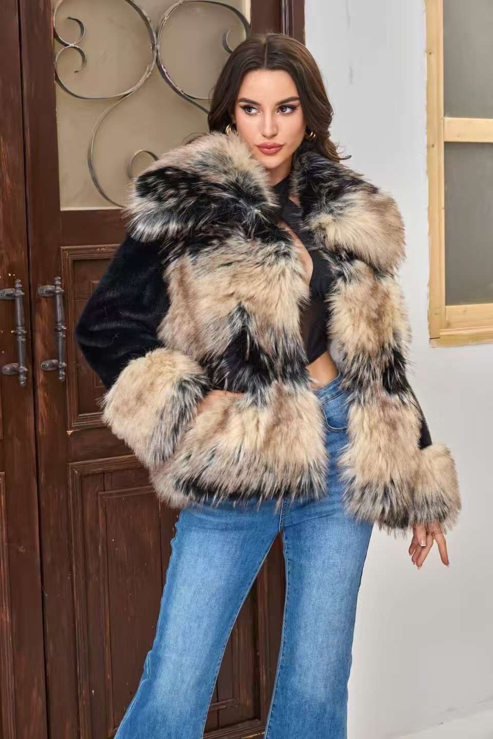 Großhändler LAFÉEROSE - Weiche und schwarze falsche und schwarze falsche Fake -Fake -Mantel -Jacke