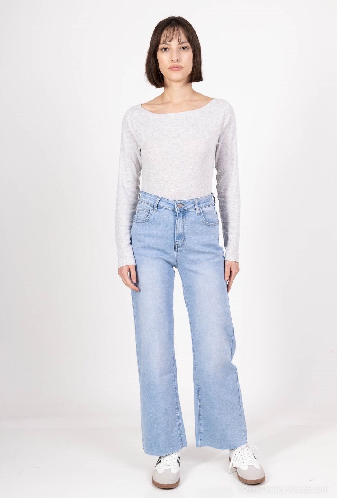 Grossista LAJOLY - JEANS A GAMBA LARGA