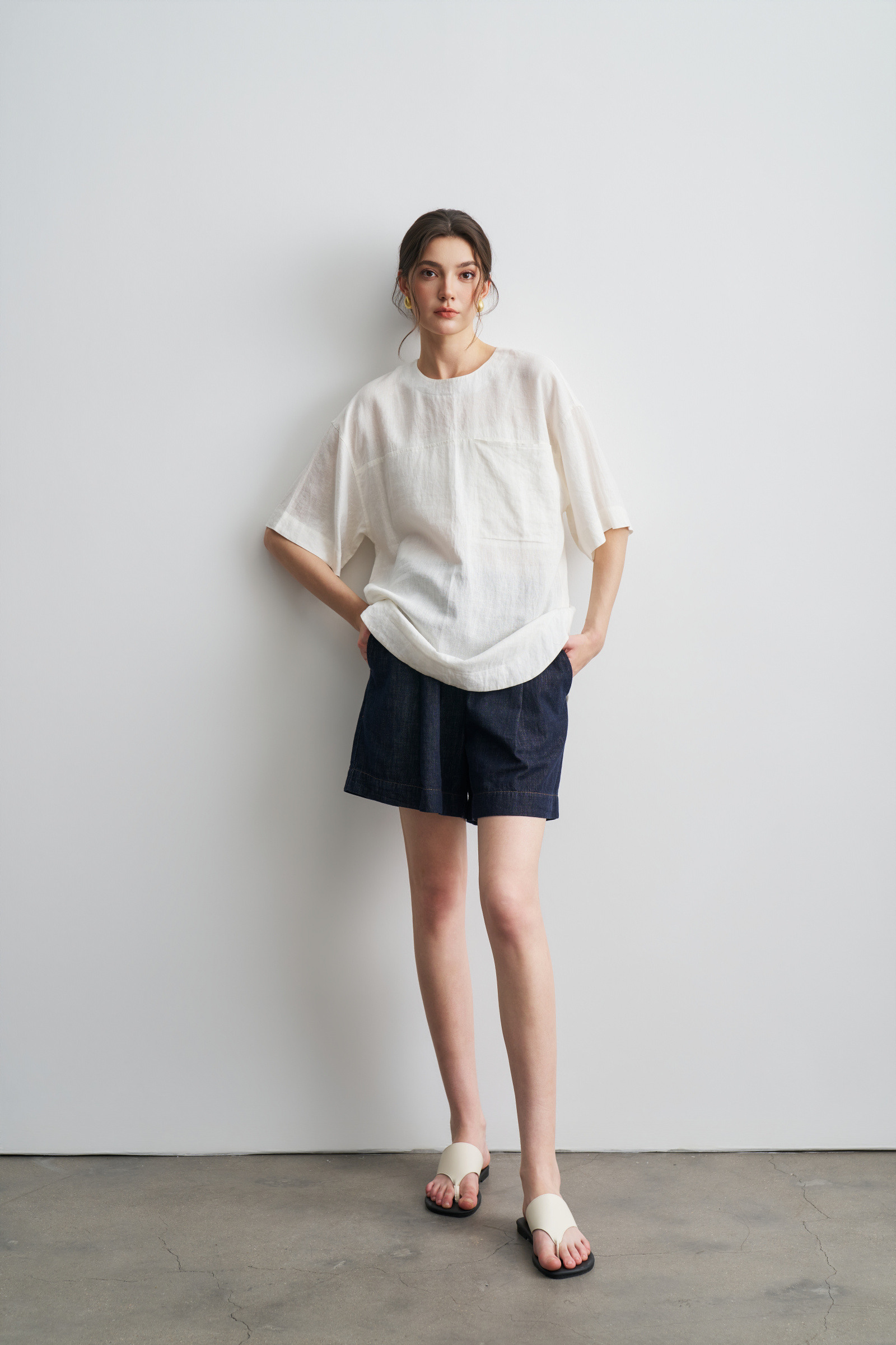 Grossiste LARA - CHEMISE À MANCHES COURTES AVEC POCHE