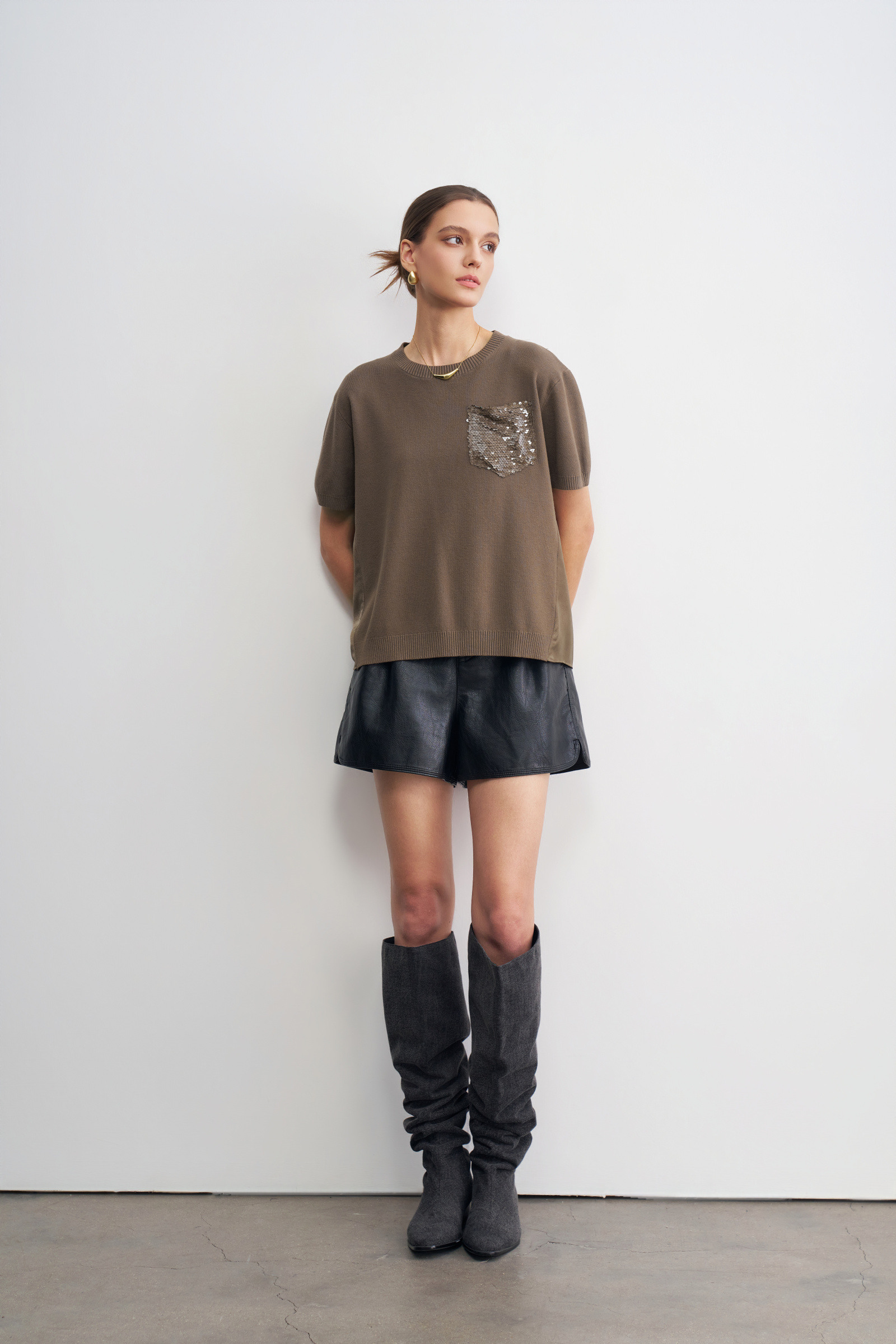 Wholesaler LARA - Short sleeve top with pocket