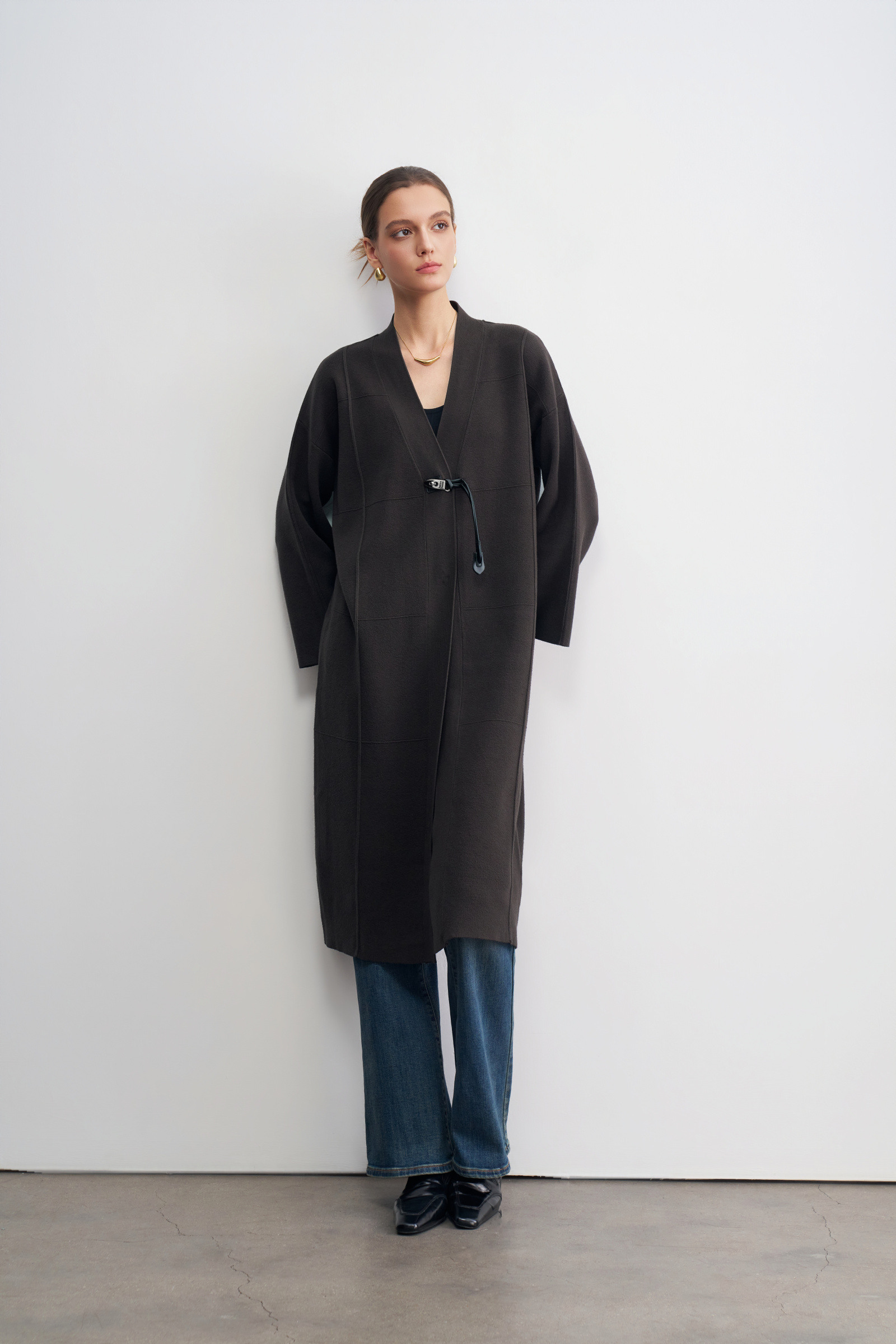 Wholesaler LARA - LONG SLEEVE CARDIGAN WITH V-NECK AND TIE CLOSURE