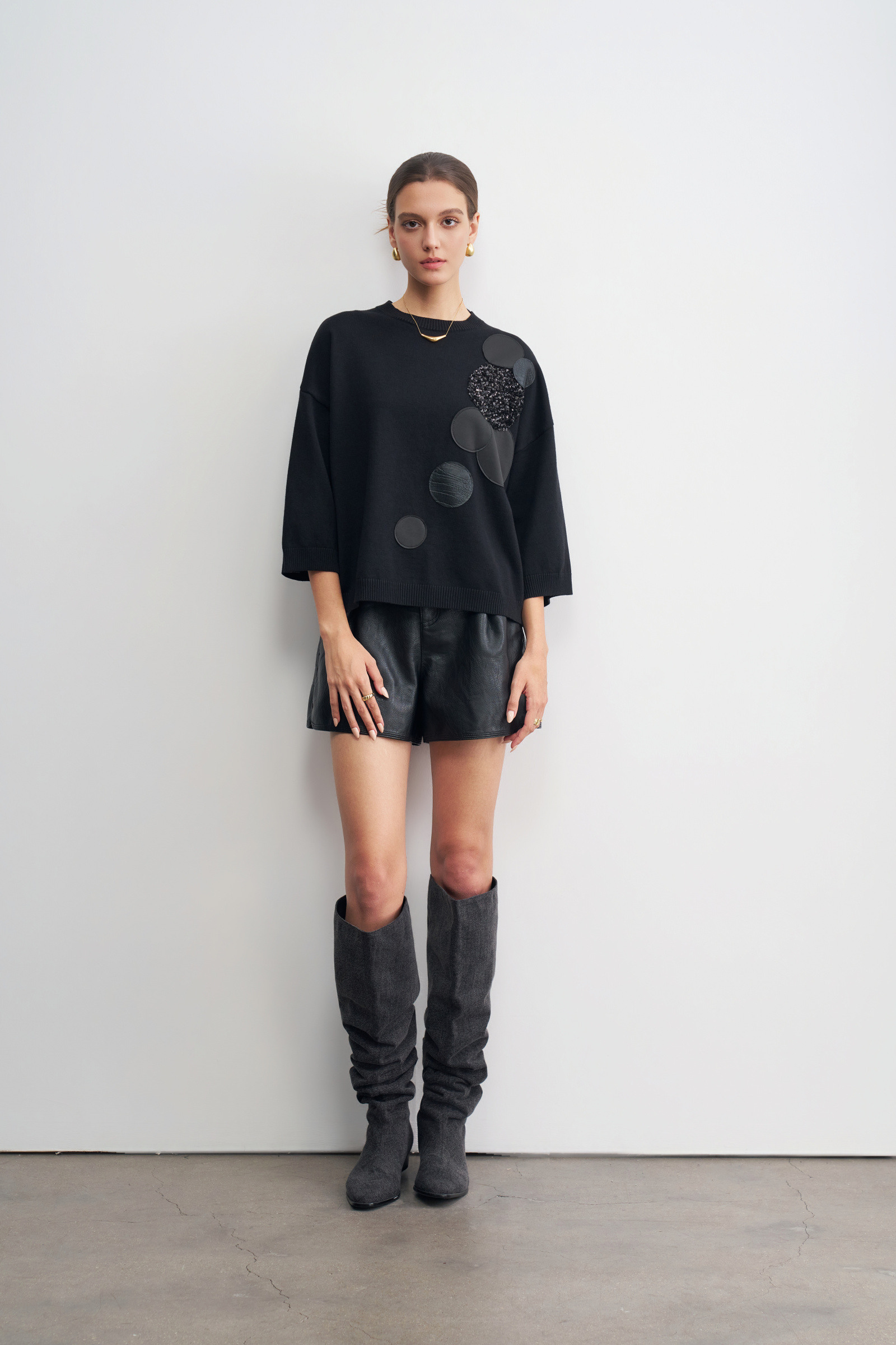 Wholesaler LARA - THREE-QUARTER SLEEVE TOP WITH SEQUINS