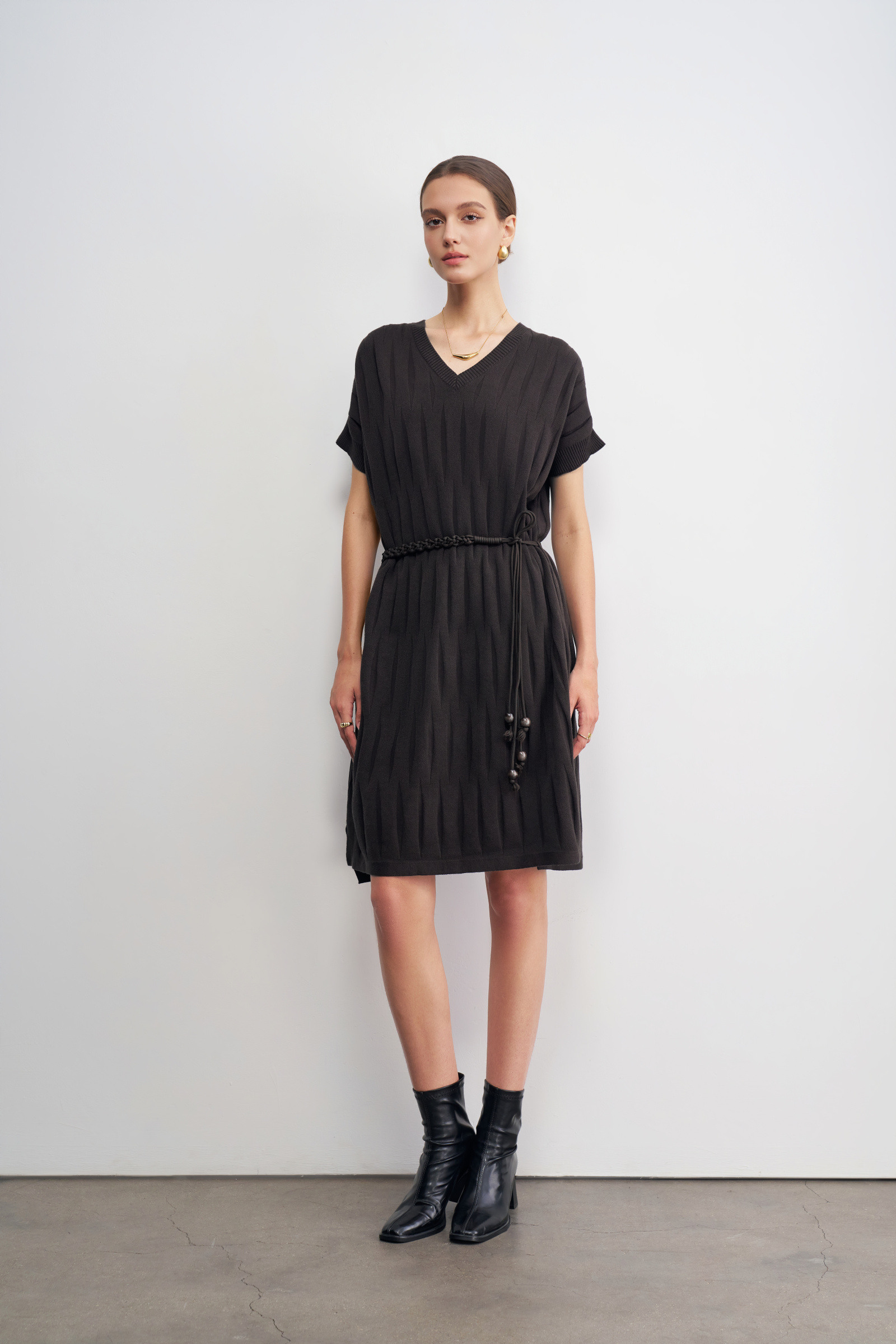 Wholesaler LARA - SHORT SLEEVE DRESS WITH TIES AND V-NECKLINE