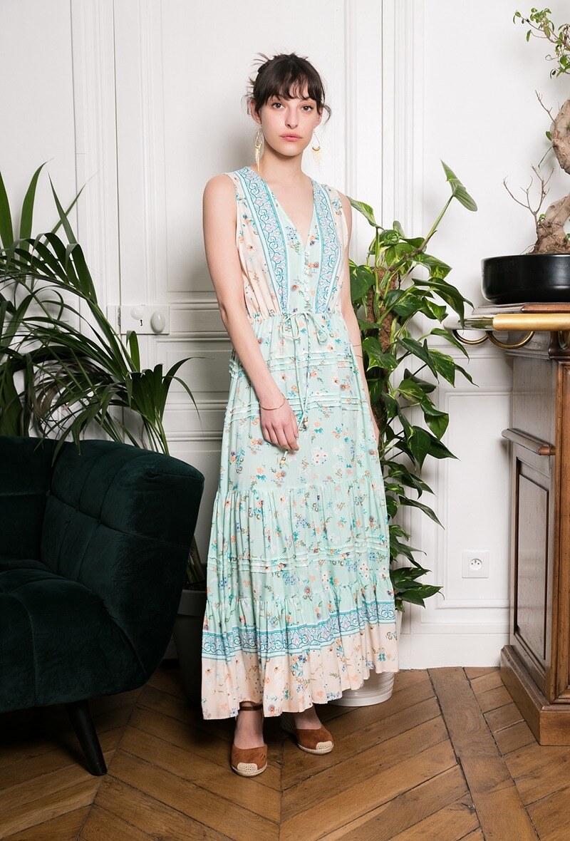 Mayorista LAST QUEEN OUTLET - Vestido largo estampado floral abotonado en la parte delantera y escote en V