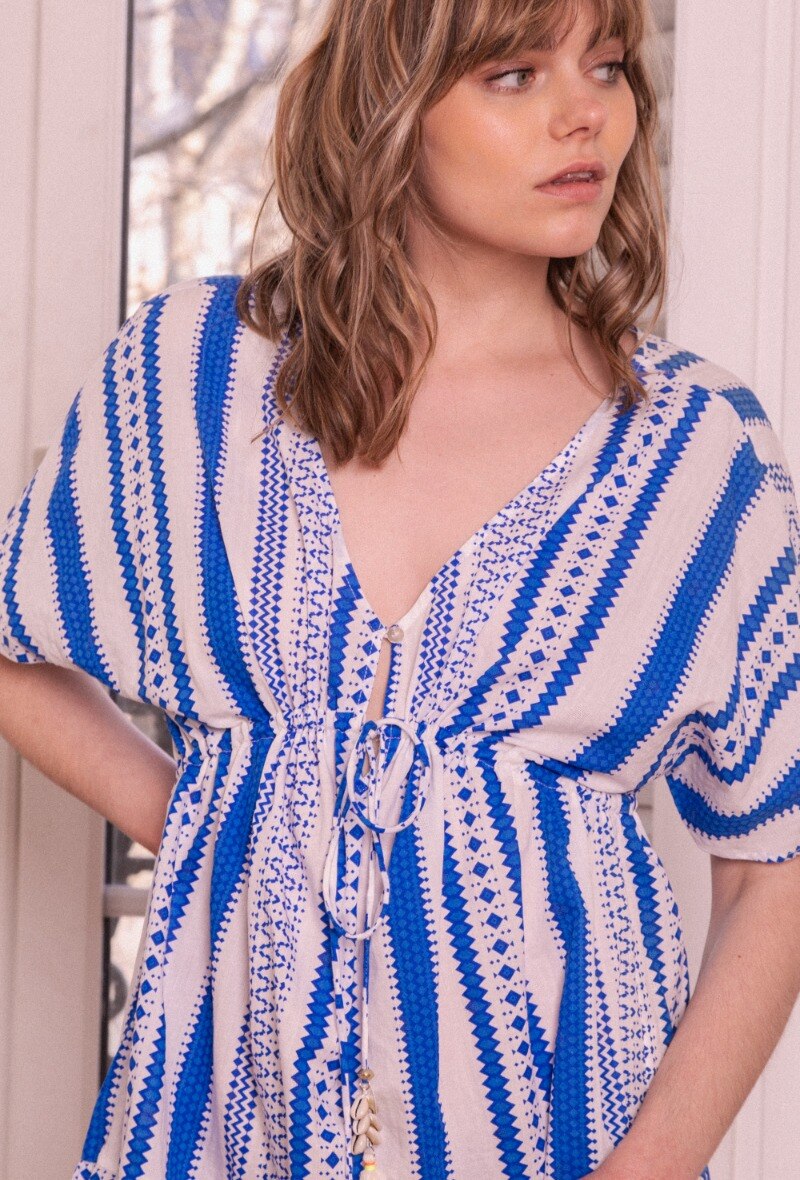 Vestido midi con estampado de flores, escote en pico con ajuste en la cintura - Azul 2 - miniatura