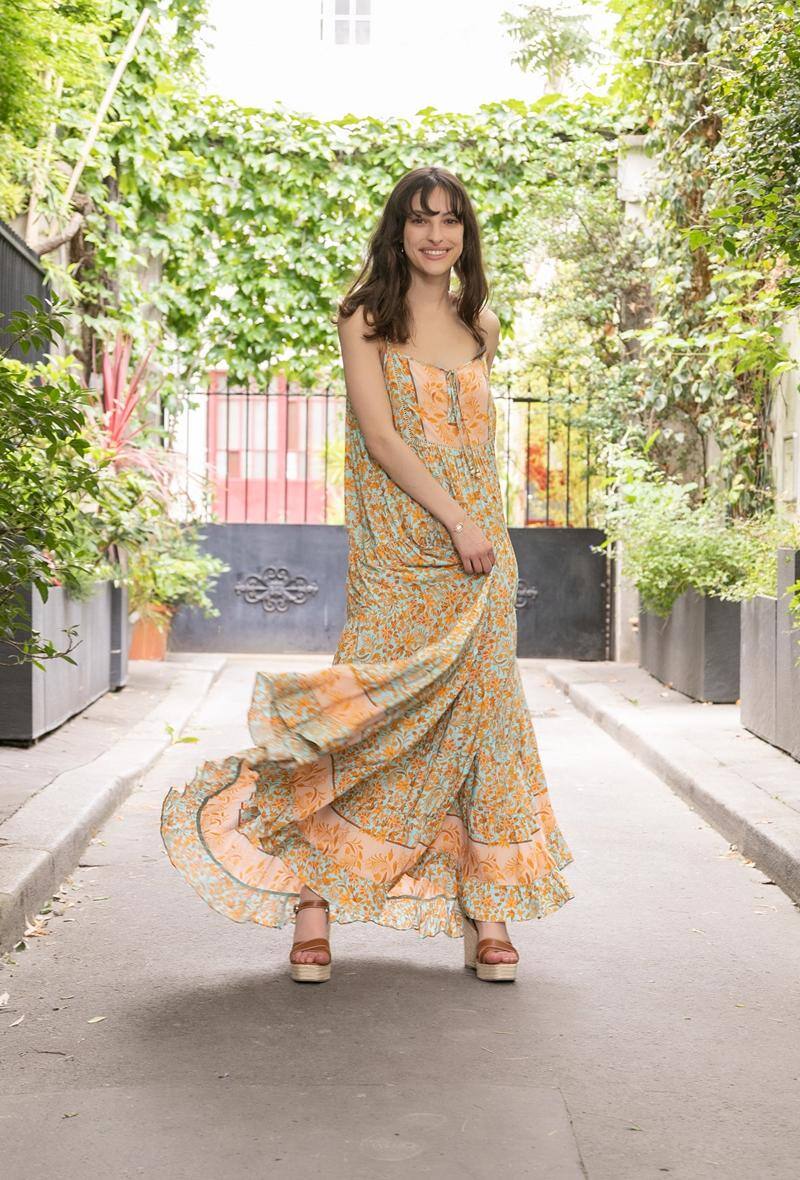Großhändler LAST QUEEN OUTLET - Langes ärmelloses Kleid mit Bohème-Print und Quasten