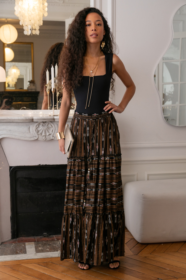 Wholesaler LAST QUEEN OUTLET - Long skirt printed with LUREX, embroidered with sequins and tightening with cord