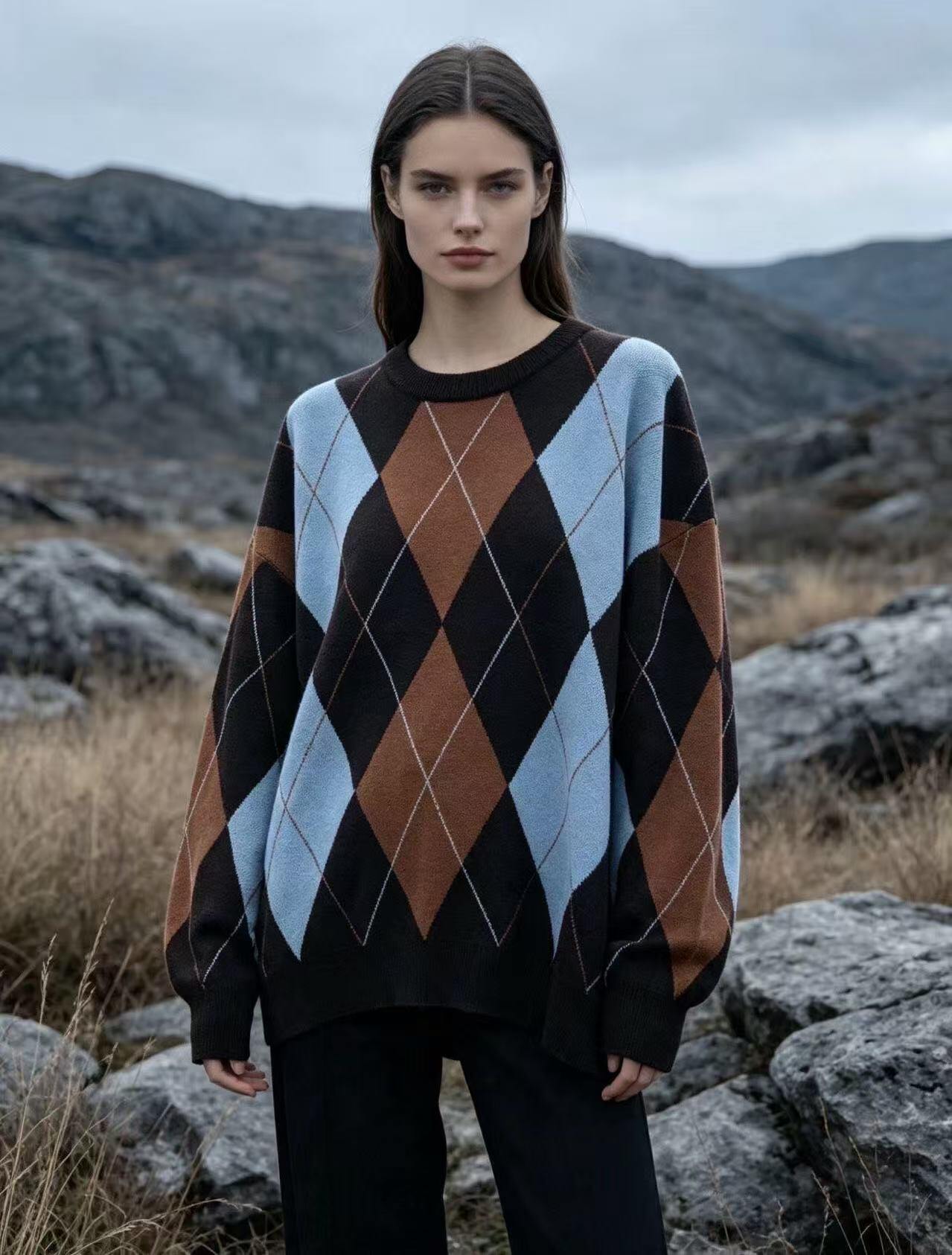 Wholesaler Last Queen - Fine knit sweater with a round neck and long sleeves, Flannel Check style