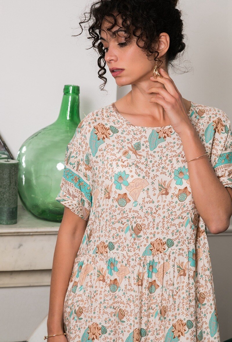 Vestido largo de cuello pico y manga corta con estampado bohemio y bolsillos invisibles - Beige - 2 - formato grande