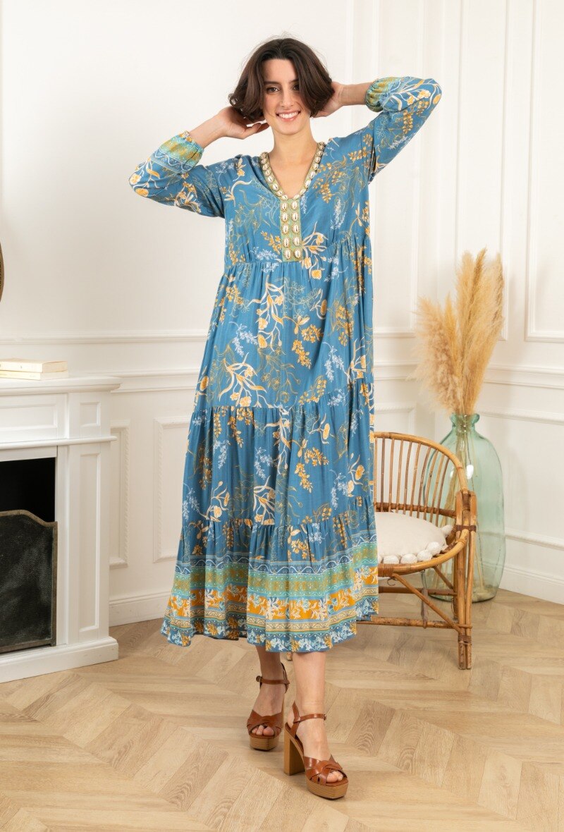Wholesaler LAST QUEEN OUTLET - Dress with embroidered shell print, puff sleeves with ruffles, invisible pockets