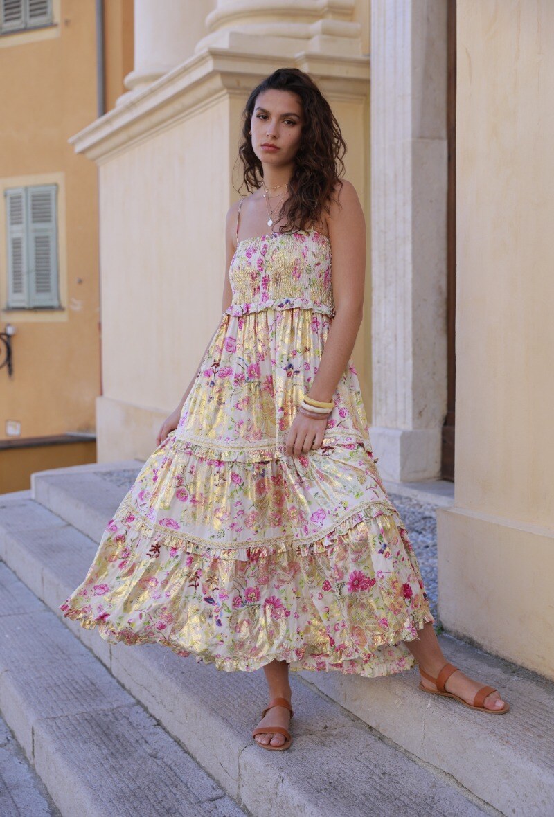 Großhändler Last Queen - Kleid mit dünnen floralen Trägern und Rüschen mit Goldeffekt