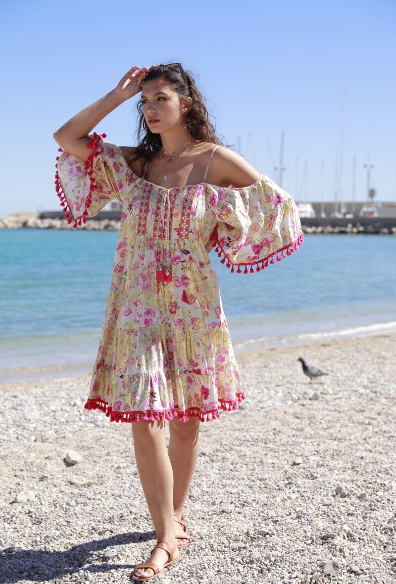 Großhändler Last Queen - Rüschenkleid mit Blumendruck und Quastenschleife mit Goldeffekt
