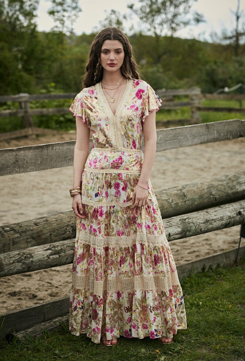 Wholesaler LAST QUEEN OUTLET - Long V-neck dress with lace, bohemian print with gilding effect
