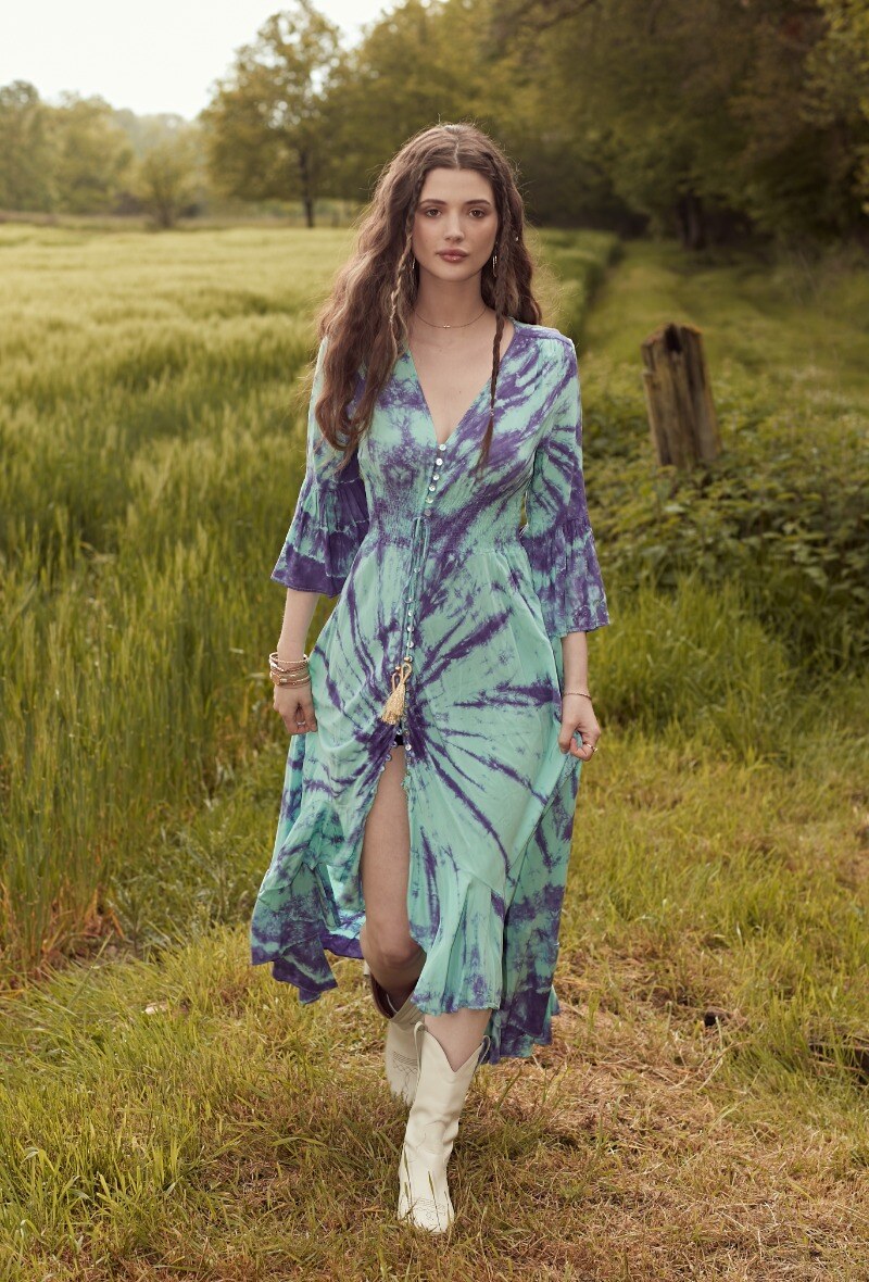 Wholesaler LAST QUEEN OUTLET - Long tie-dye dress, V neckline buttoned in front, elastic at the waist