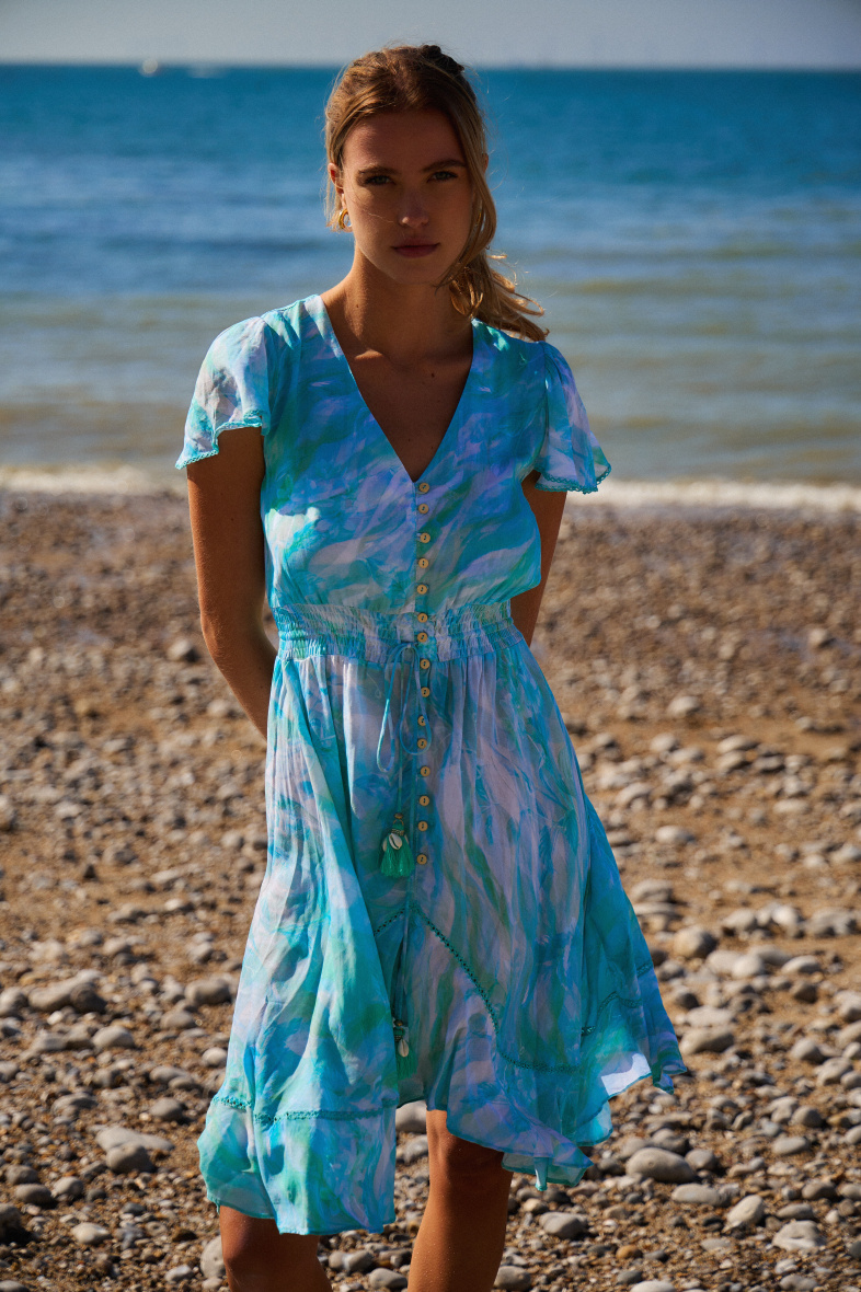Grossiste Last Queen - Robe imprimée mi-longue, élastique à la taille avec serrage