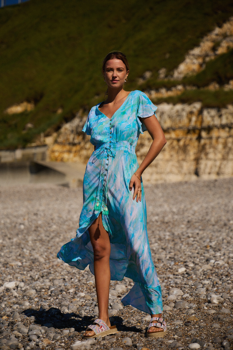 Grossiste Last Queen - Robe imprimée boutons devant , élastique à la taille avec serrage