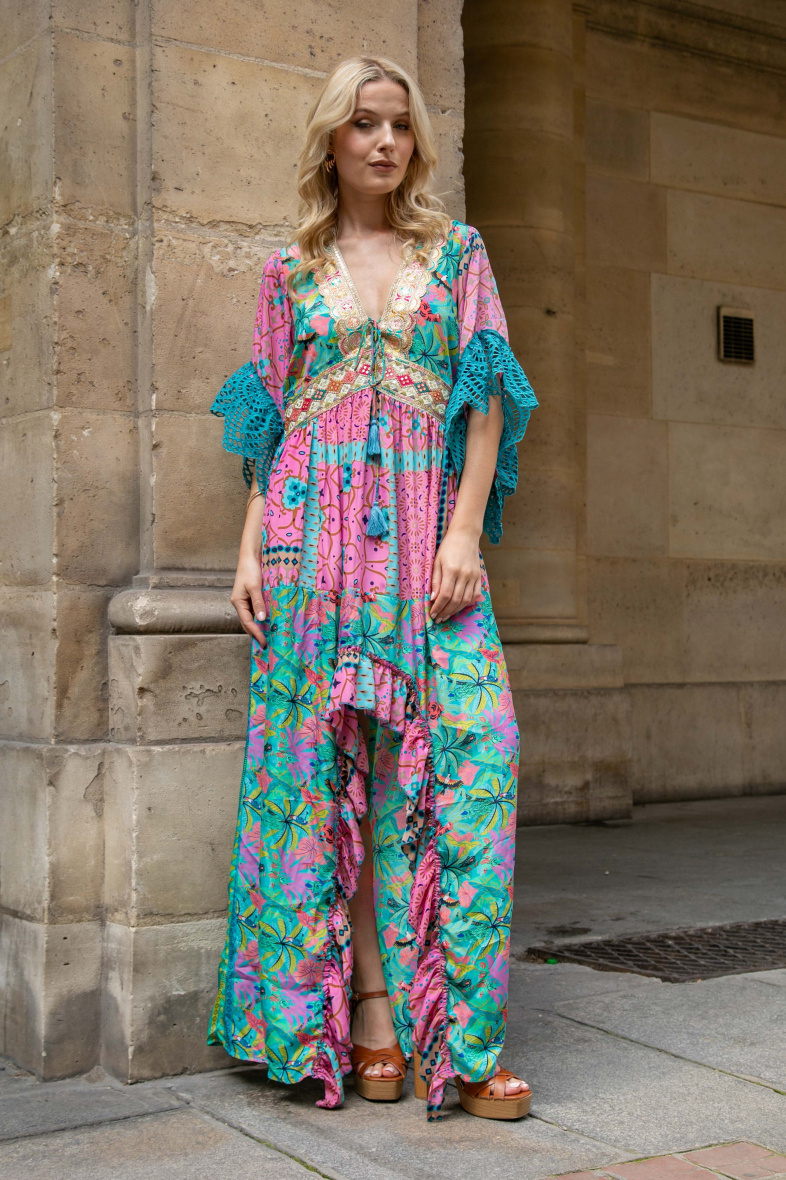 Wholesaler Last Queen - Long dress embroidered with sequins, V-neck with lining