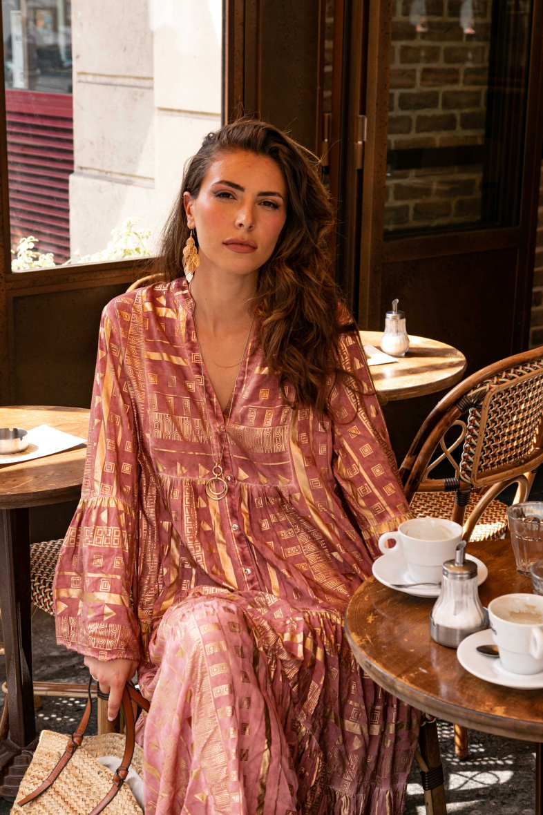 Grossiste Last Queen - Robe longue à imprimé géométrique avec effet  dorure ,  boutonnée devant