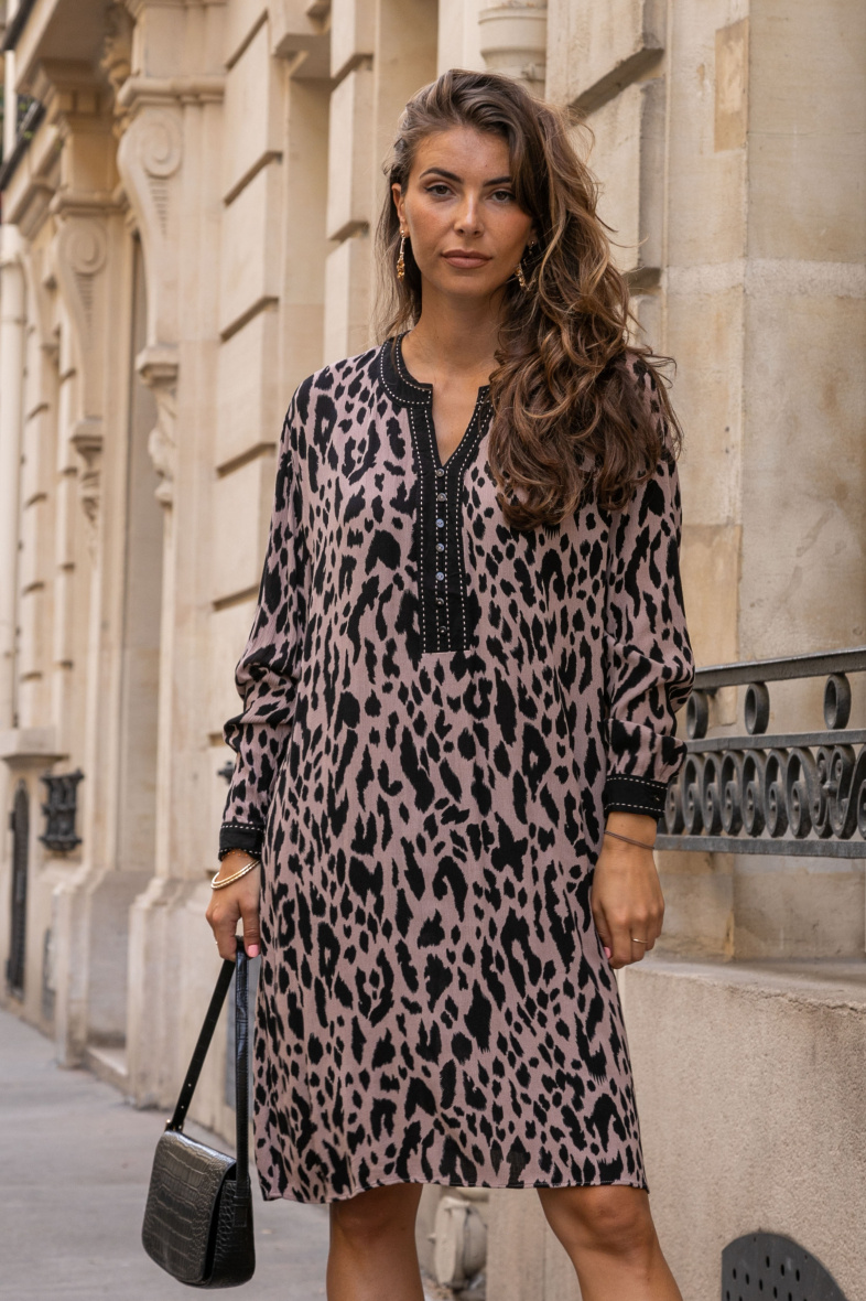 Mayorista LAST QUEEN OUTLET - Vestido camisero con estampado de leopardo