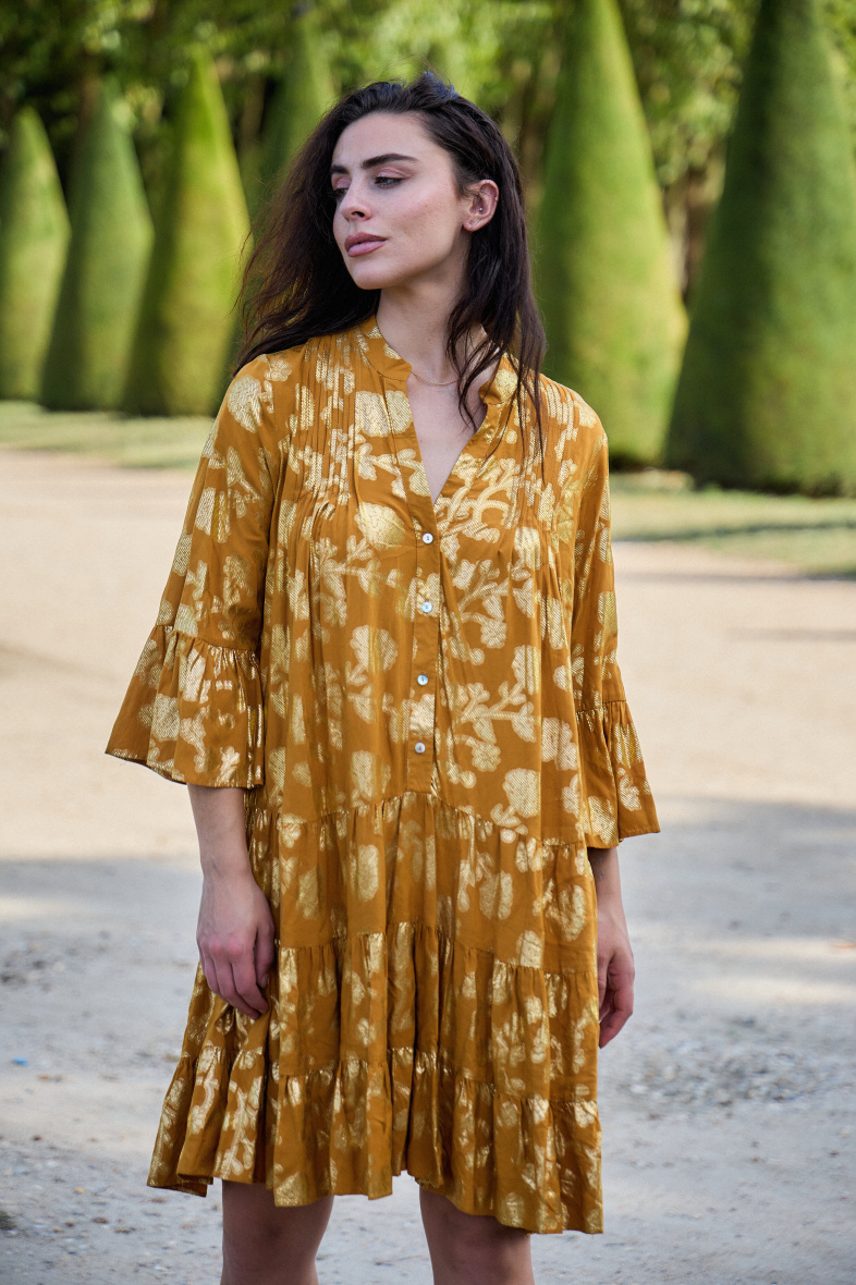 Wholesaler LAST QUEEN OUTLET - Flared V-neck tunic dress printed with gold effect