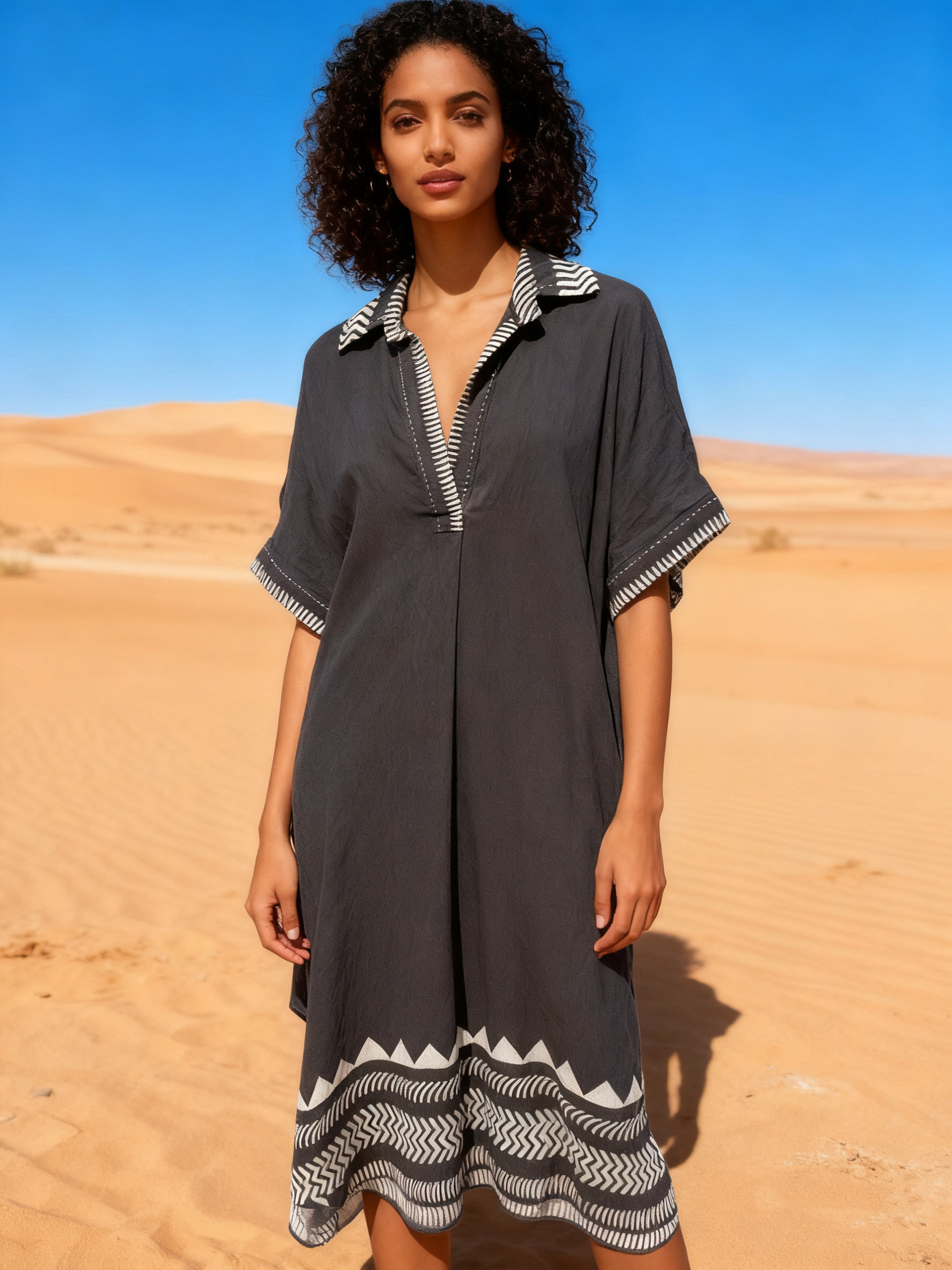 Wholesaler Last Queen - Tunic dress, V-neck, flared cut with hidden pockets