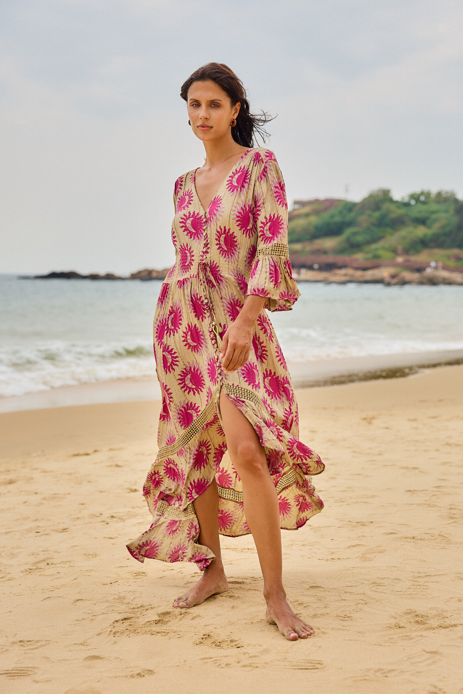 Grossiste Last Queen - Robe longue symétrique  à imprimé corail  avec Lurex, détail ajouré