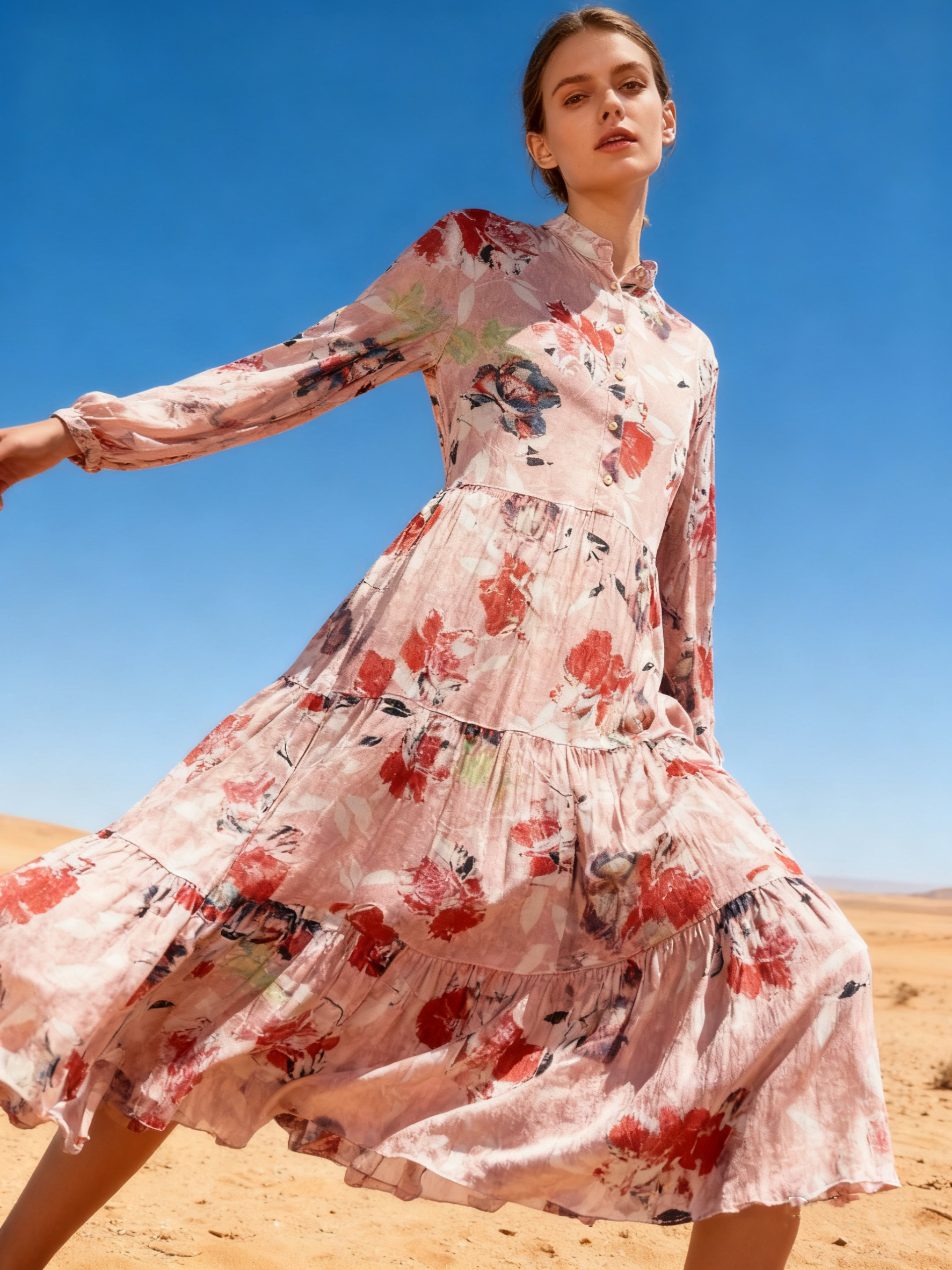 Wholesaler Last Queen - Flowy shirt-style dress with floral print, buttoned front, smooth fabric 43% silk