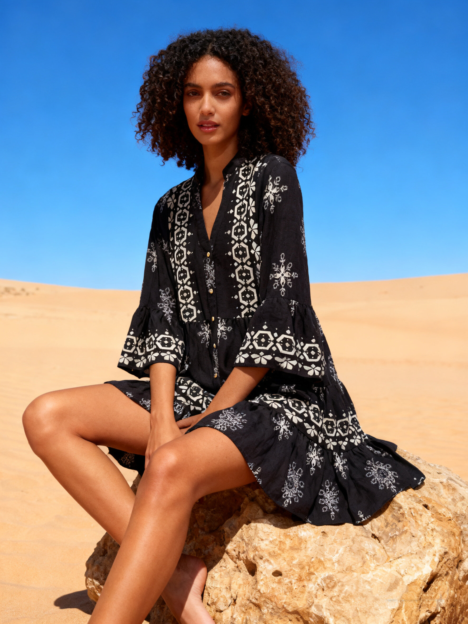 Wholesaler Last Queen - Printed tunic dress, buttoned front V-neck