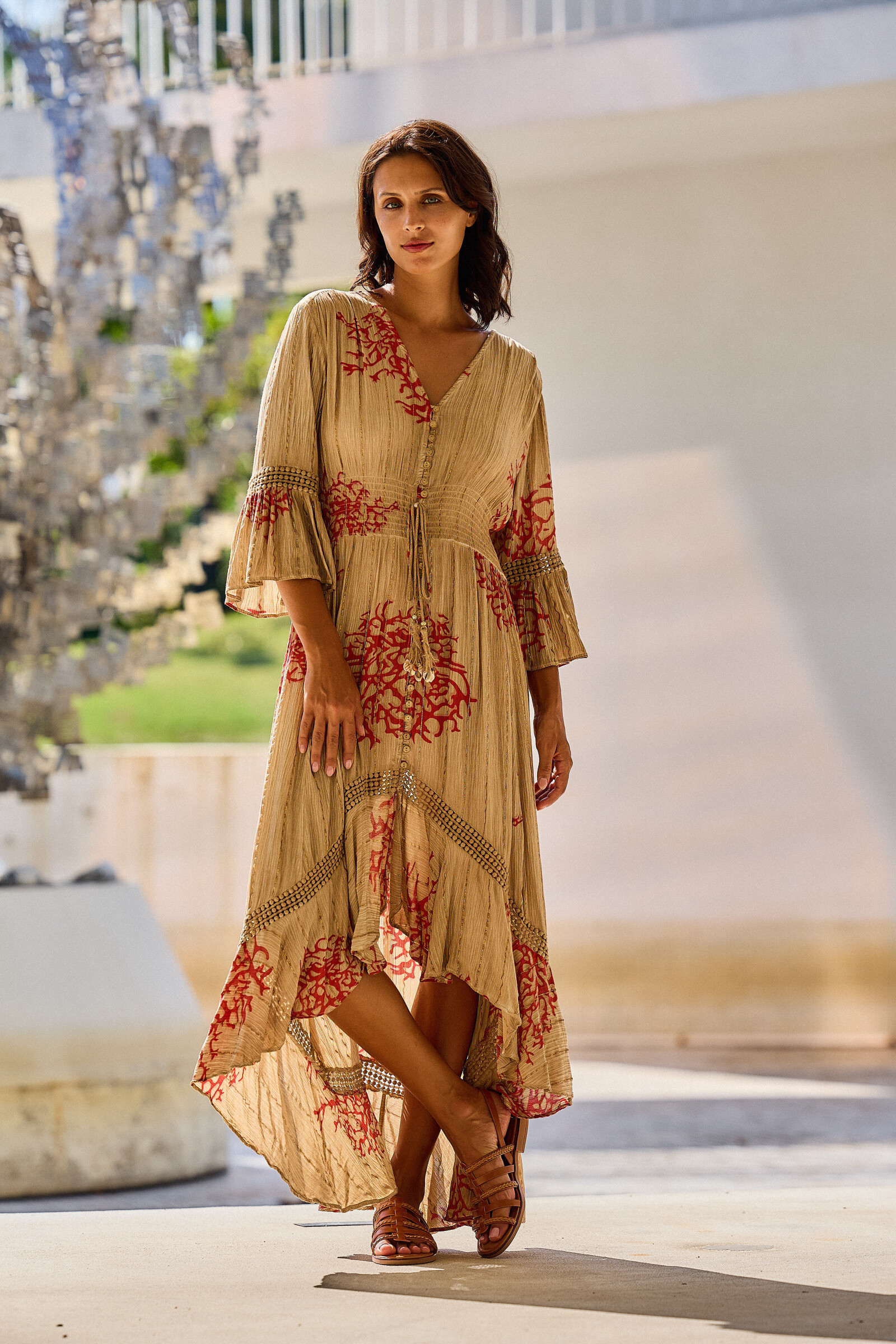 Grossiste Last Queen - Robe longue symétrique  à imprimé corail  avec Lurex, détail ajouré