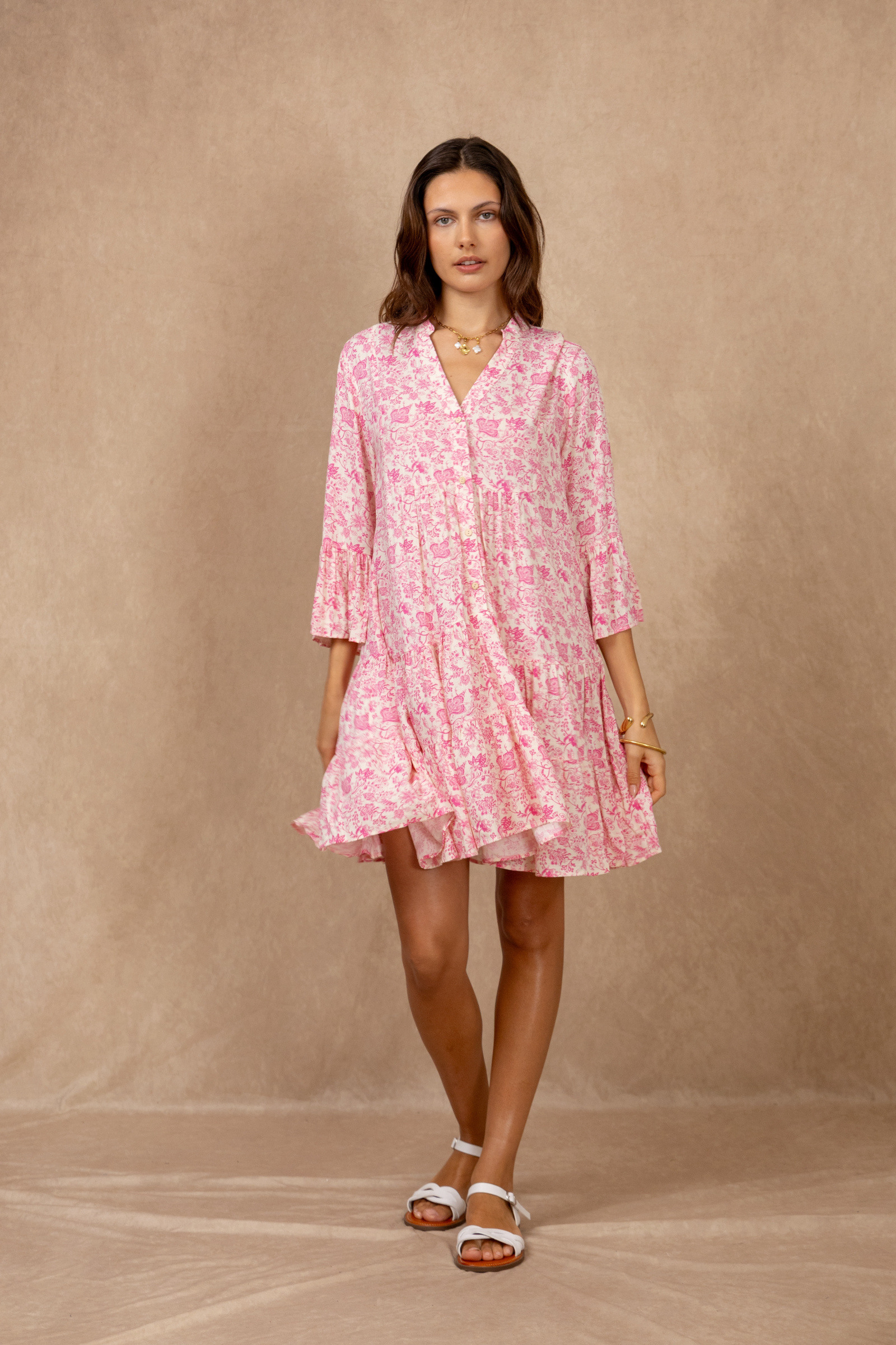 Wholesaler Last Queen - Floral print shirt dress with a V-neck and flared sleeves