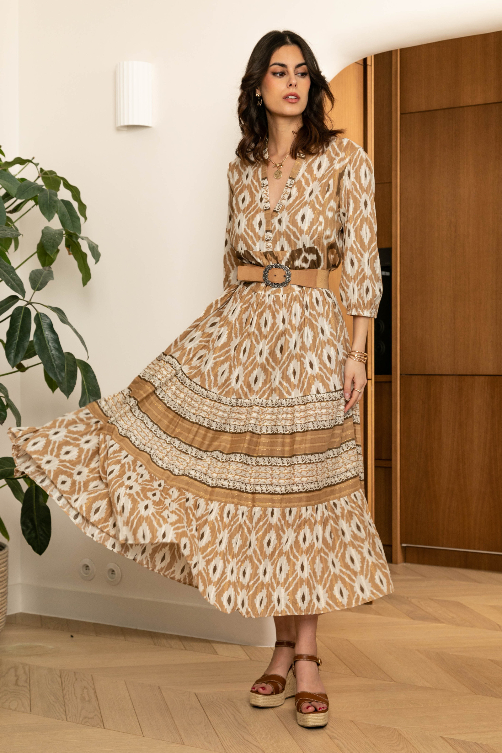 Grossiste Last Queen - Robe long imprimée  avec Lurex, coupe ample avec  fronces