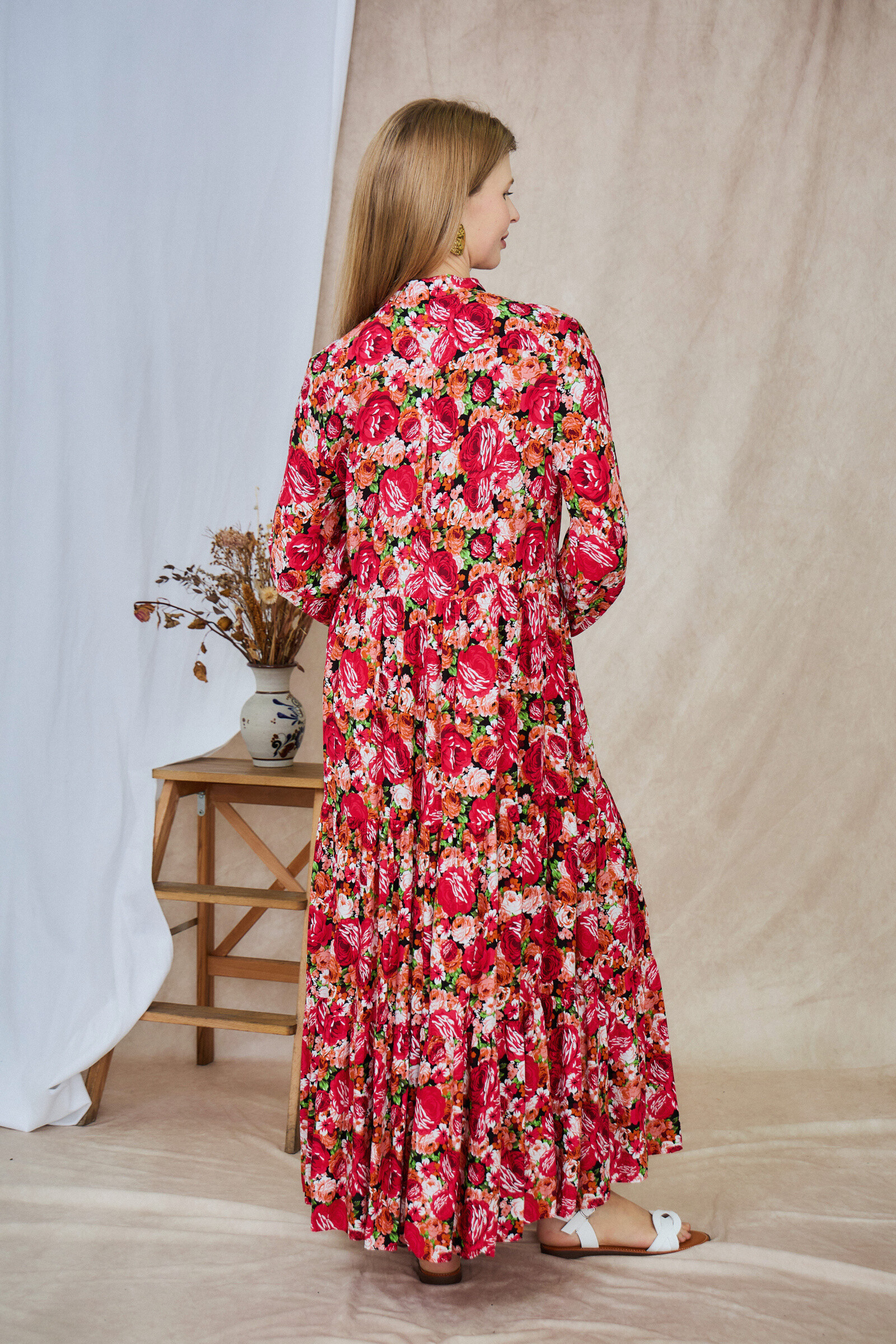 Vestido largo estilo camisero estampado, corte holgado y frunces - Rojo - 4 - formato grande